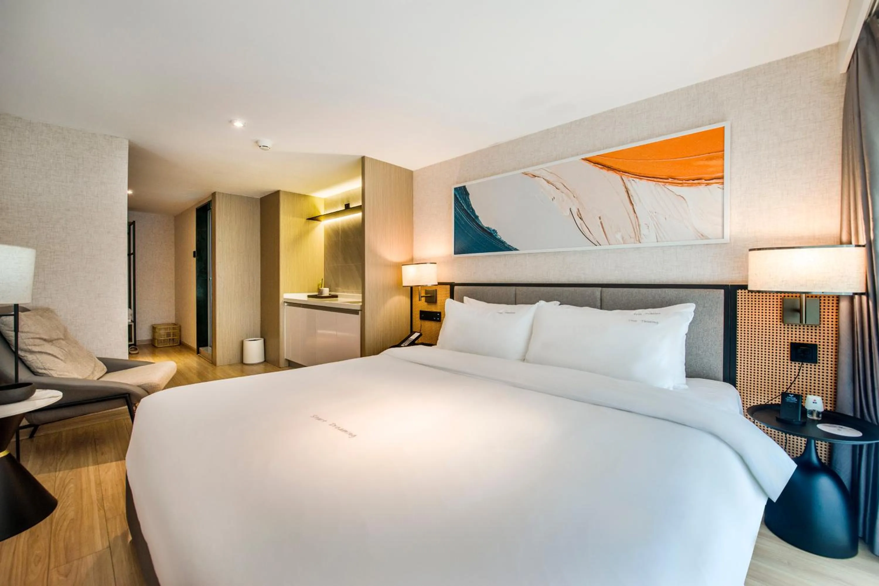 Bed in Baytop Living of Guangzhou Drimin House Hotel - Canton Fair Free Shuttle Bus