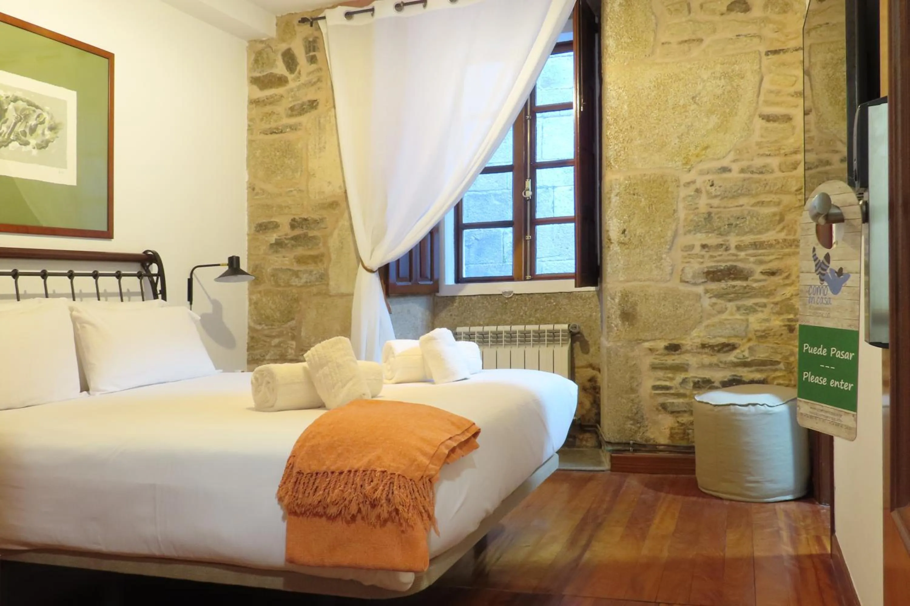 Decorative detail, Bed in Sete Artes by Como en Casa