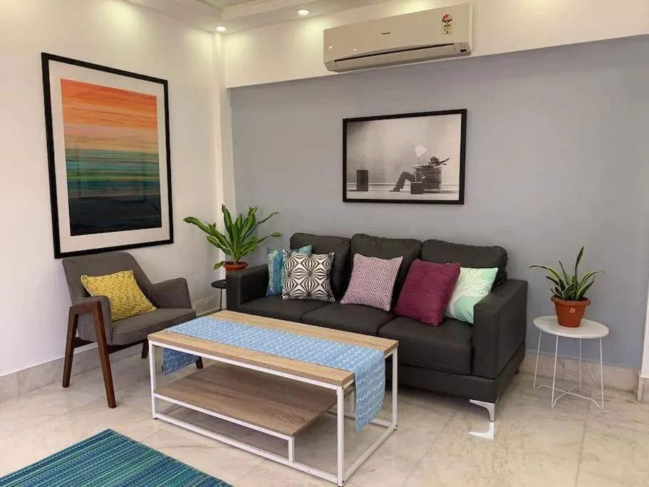 Mon Desire 1, Perry Cross Rd, Bandra West by Connekt Homes