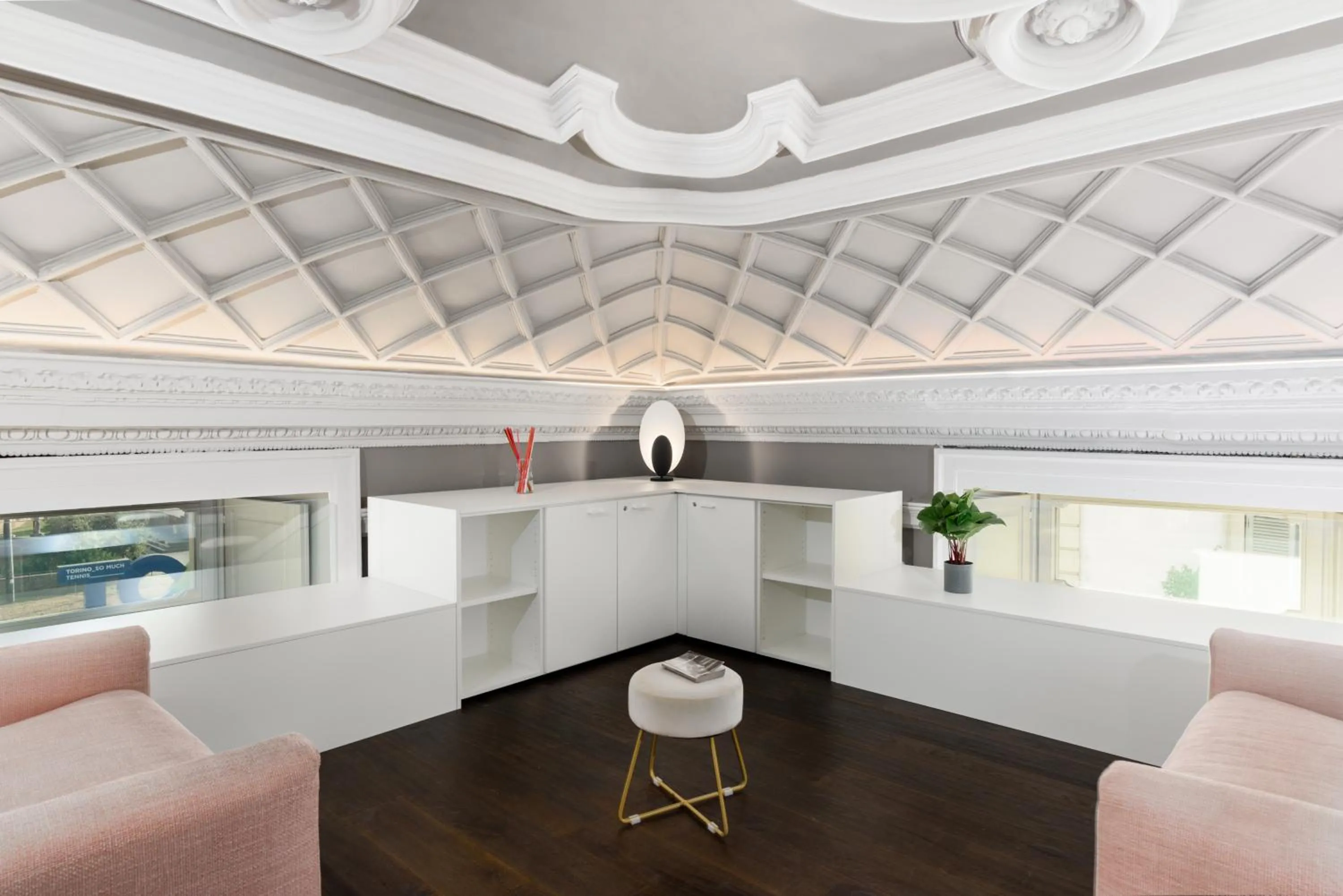 Q71 TIMELESS SUITES