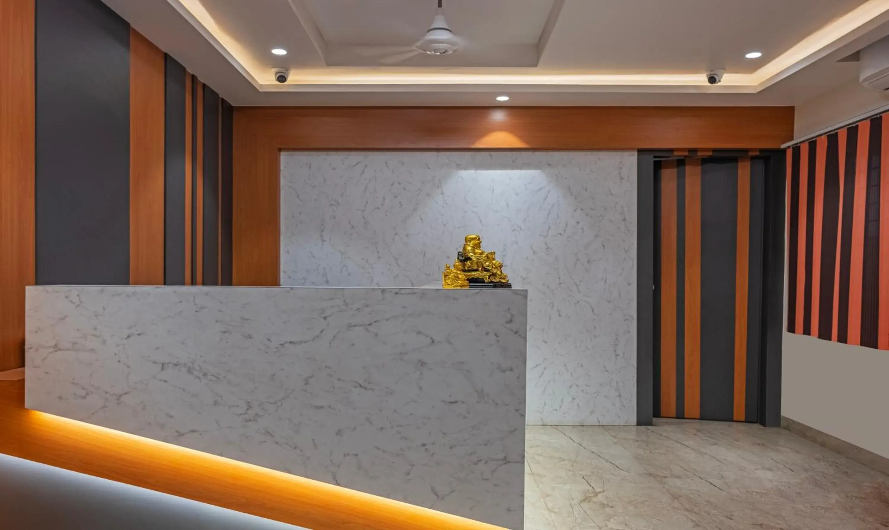 Lobby or reception in Treebo Su Casa Grand Lobby or reception in Treebo Su Casa Grand