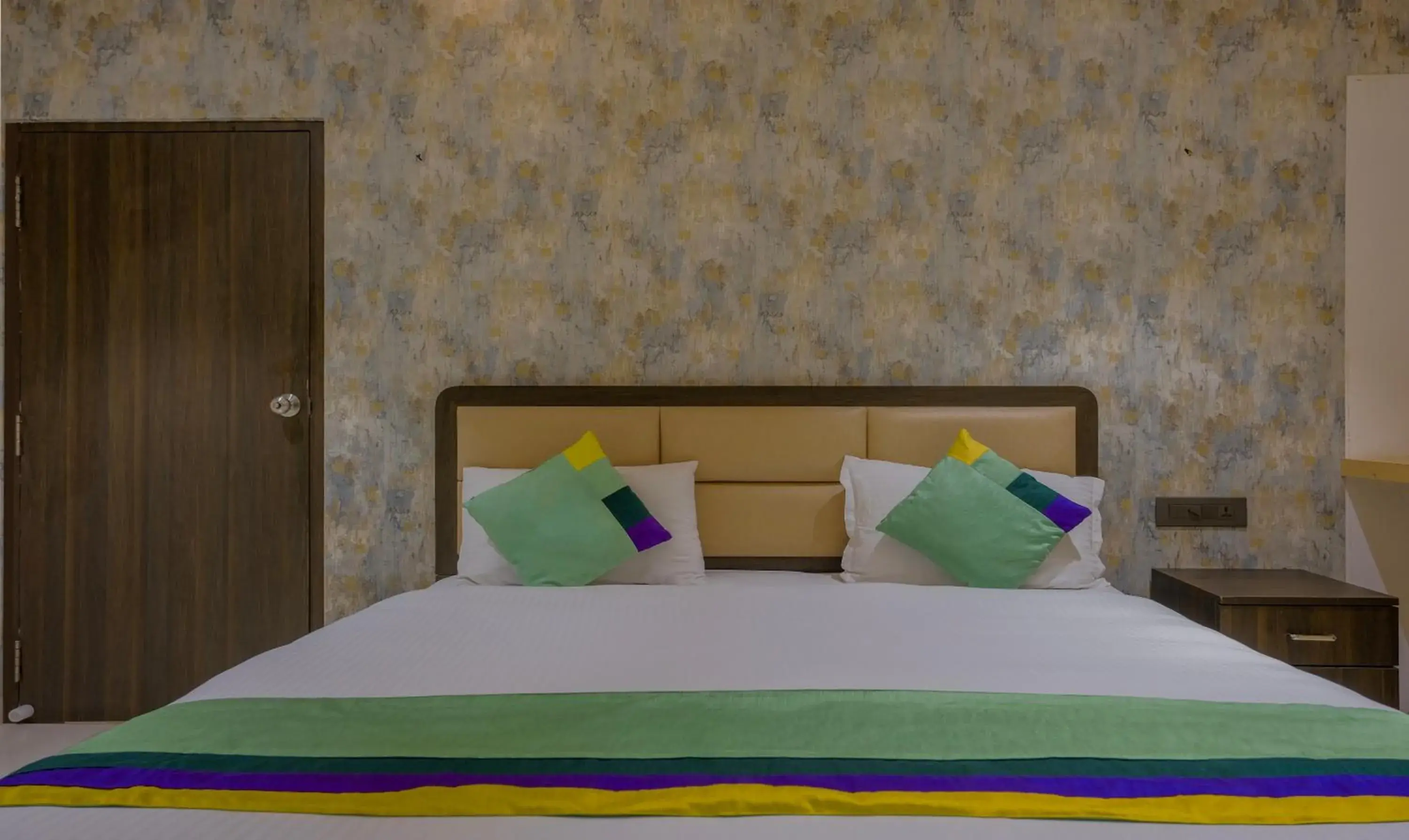 Bed in Treebo Su Casa Grand Bed in Treebo Su Casa Grand