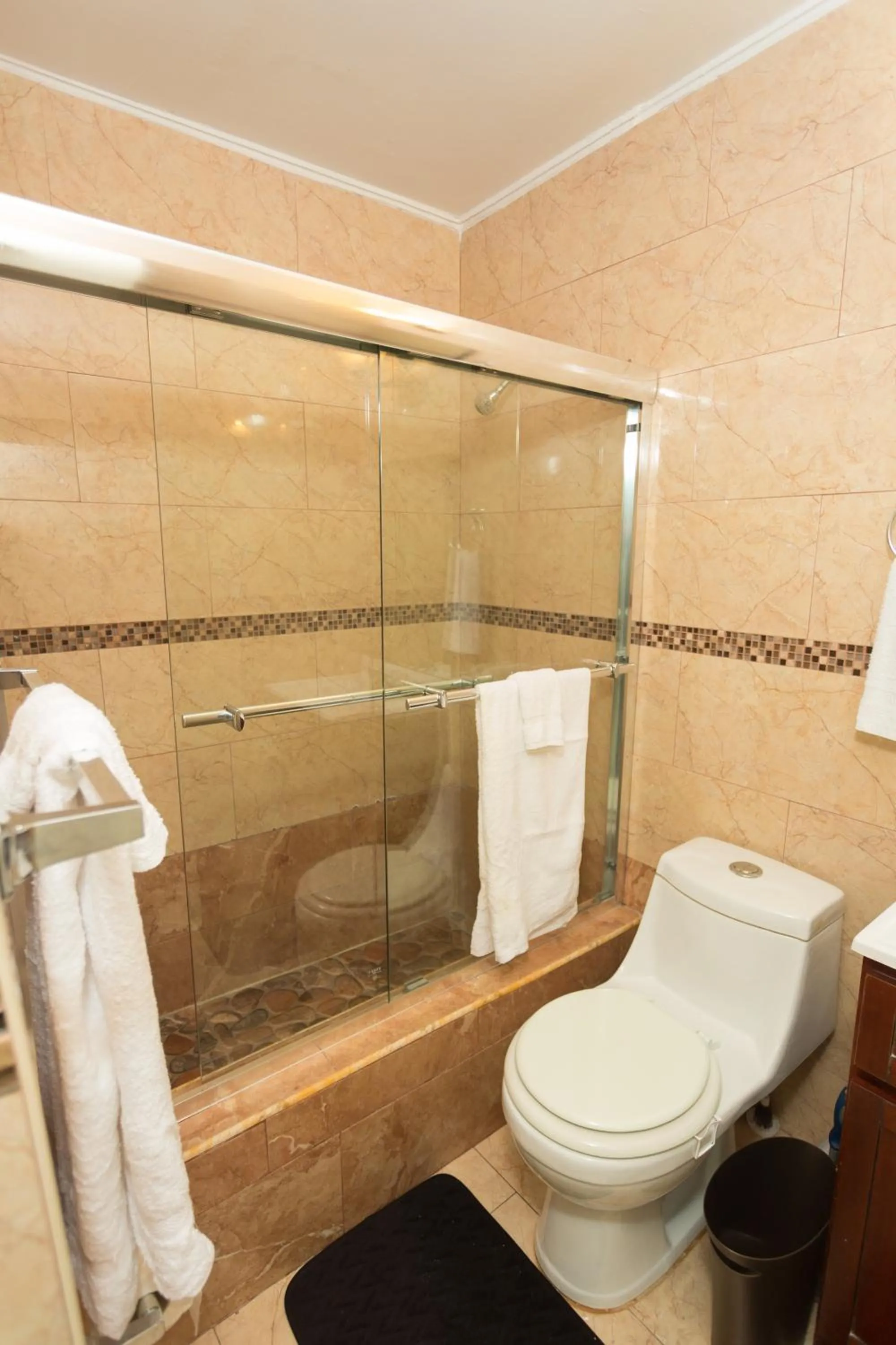 Shower in The Dorchester