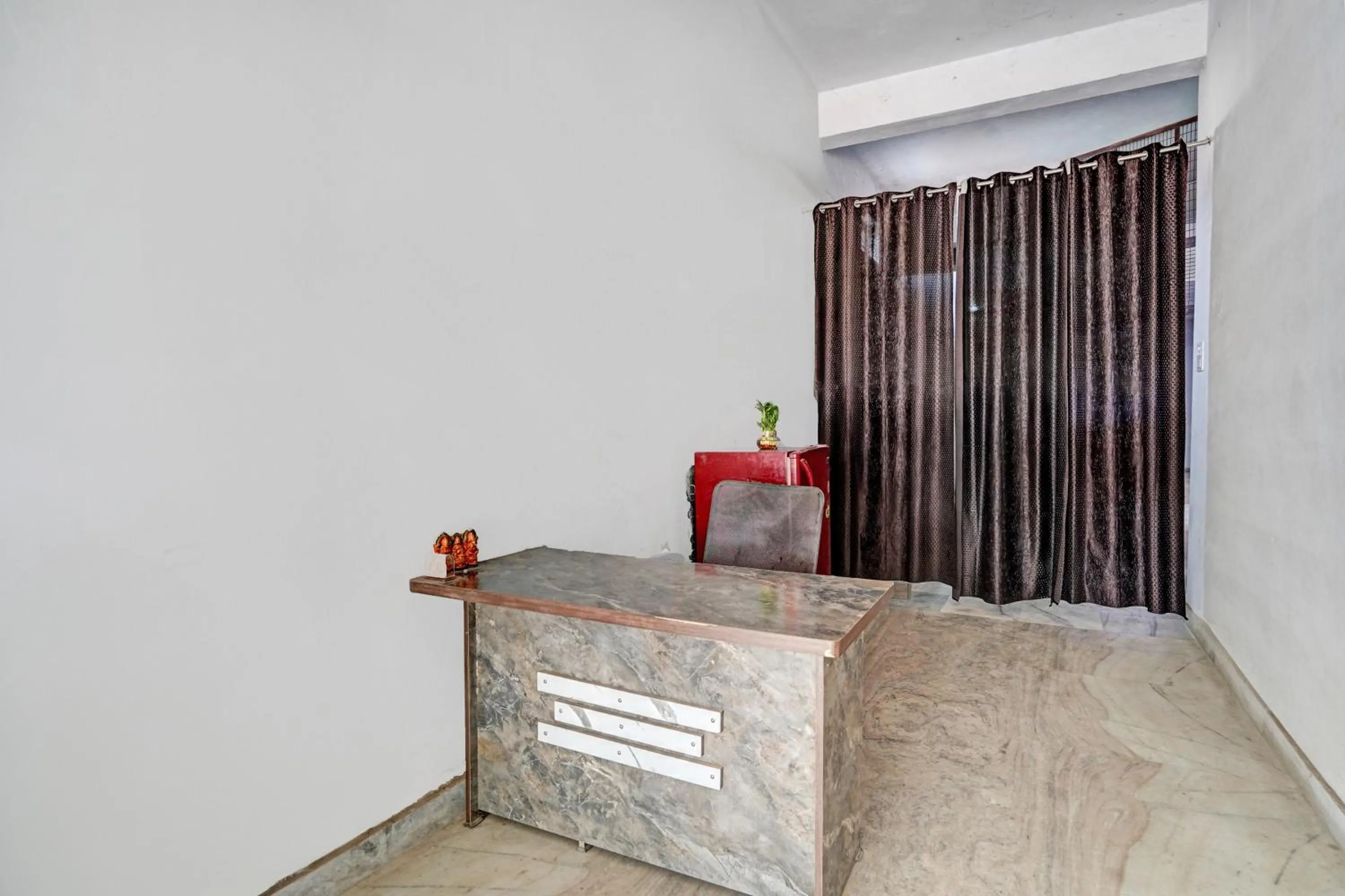 Lobby or reception, Bed in Hotel O by OYO Rudhra