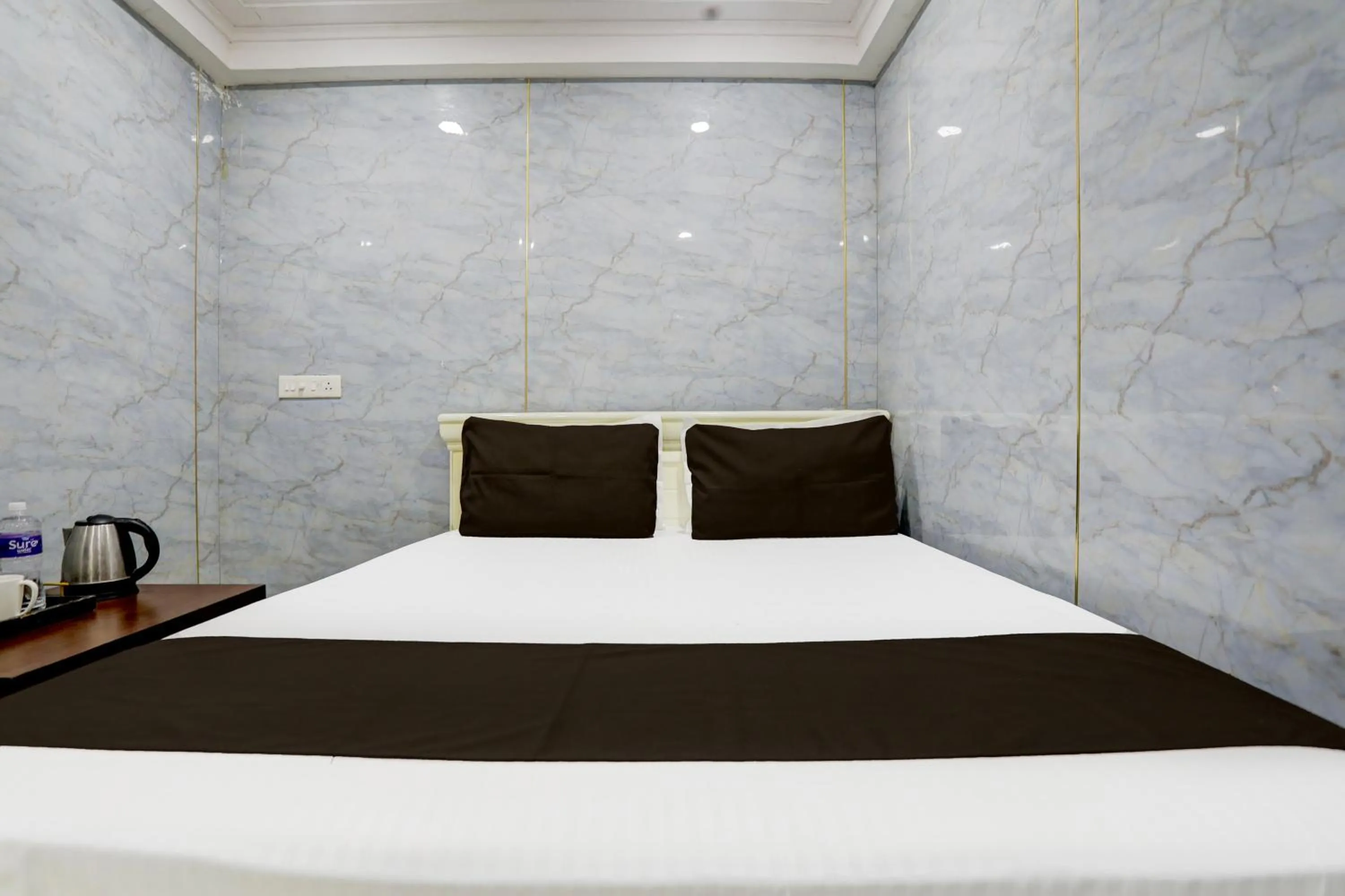 Bedroom, Bed in Spot On Sri Balaji