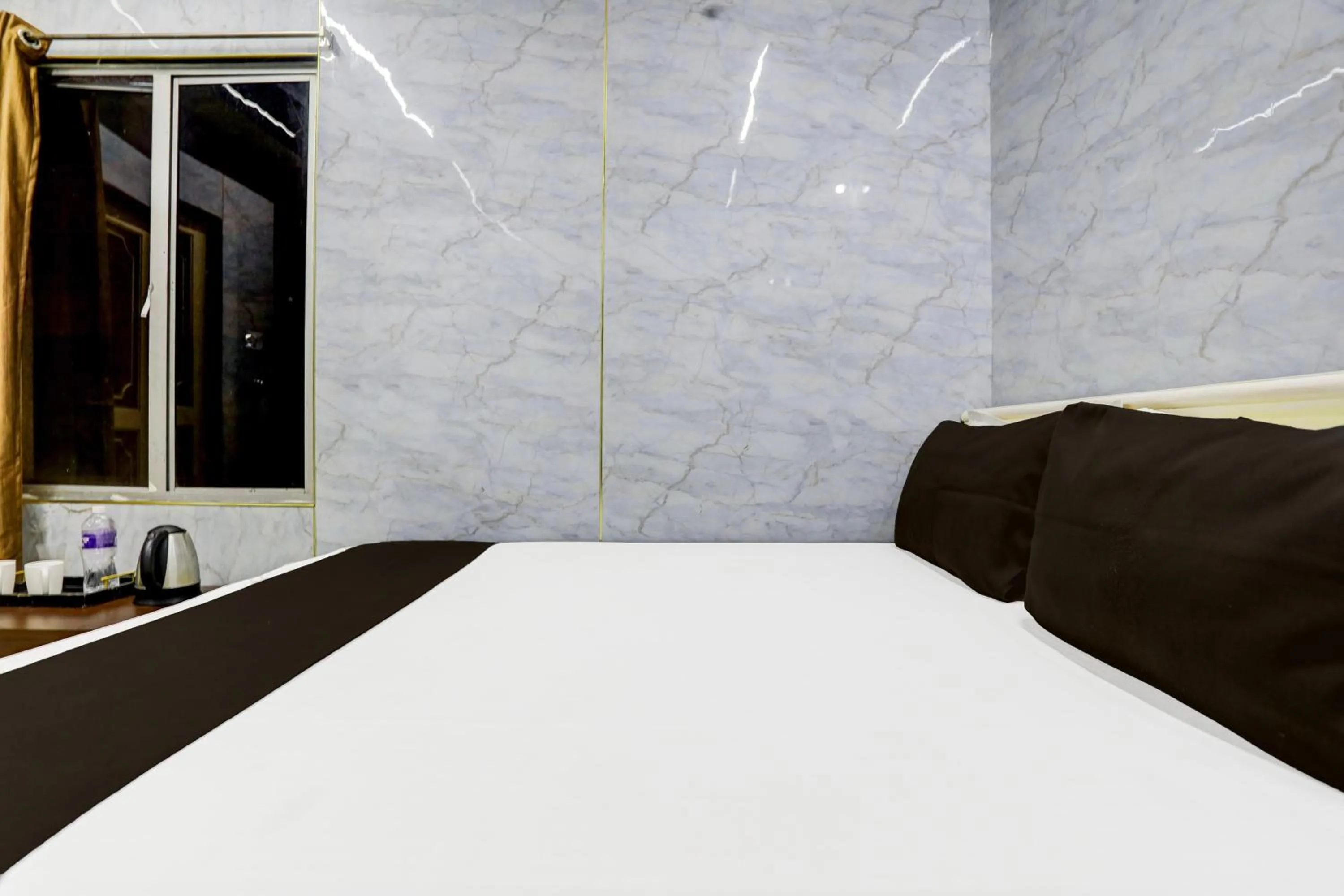 Bedroom, Bed in Spot On Sri Balaji