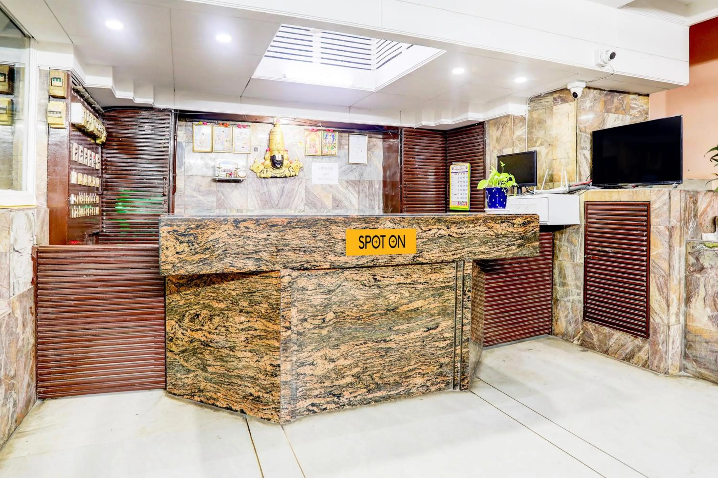 Lobby or reception in Spot On Sri Balaji