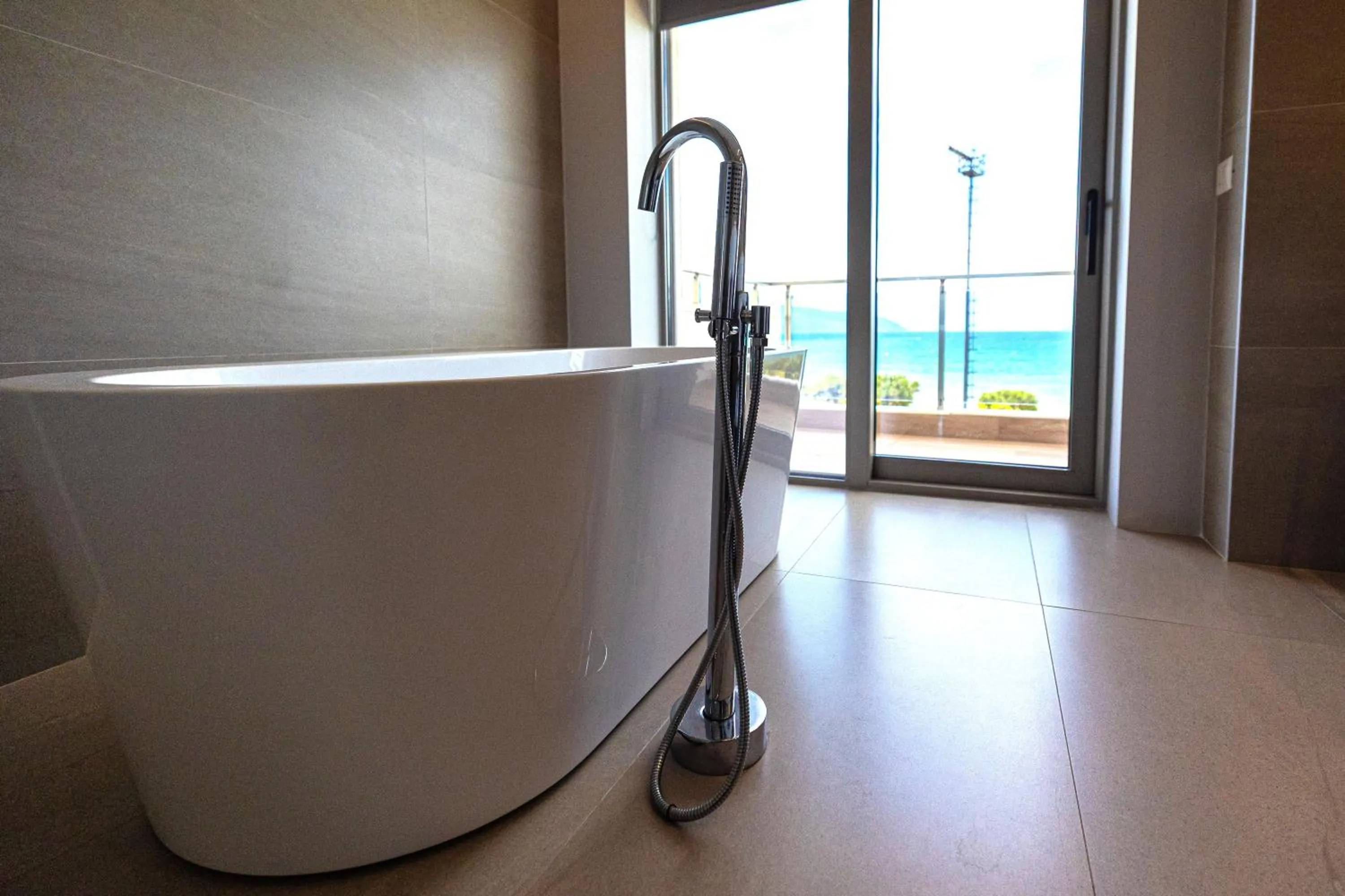 Bathroom in Navy Hotel