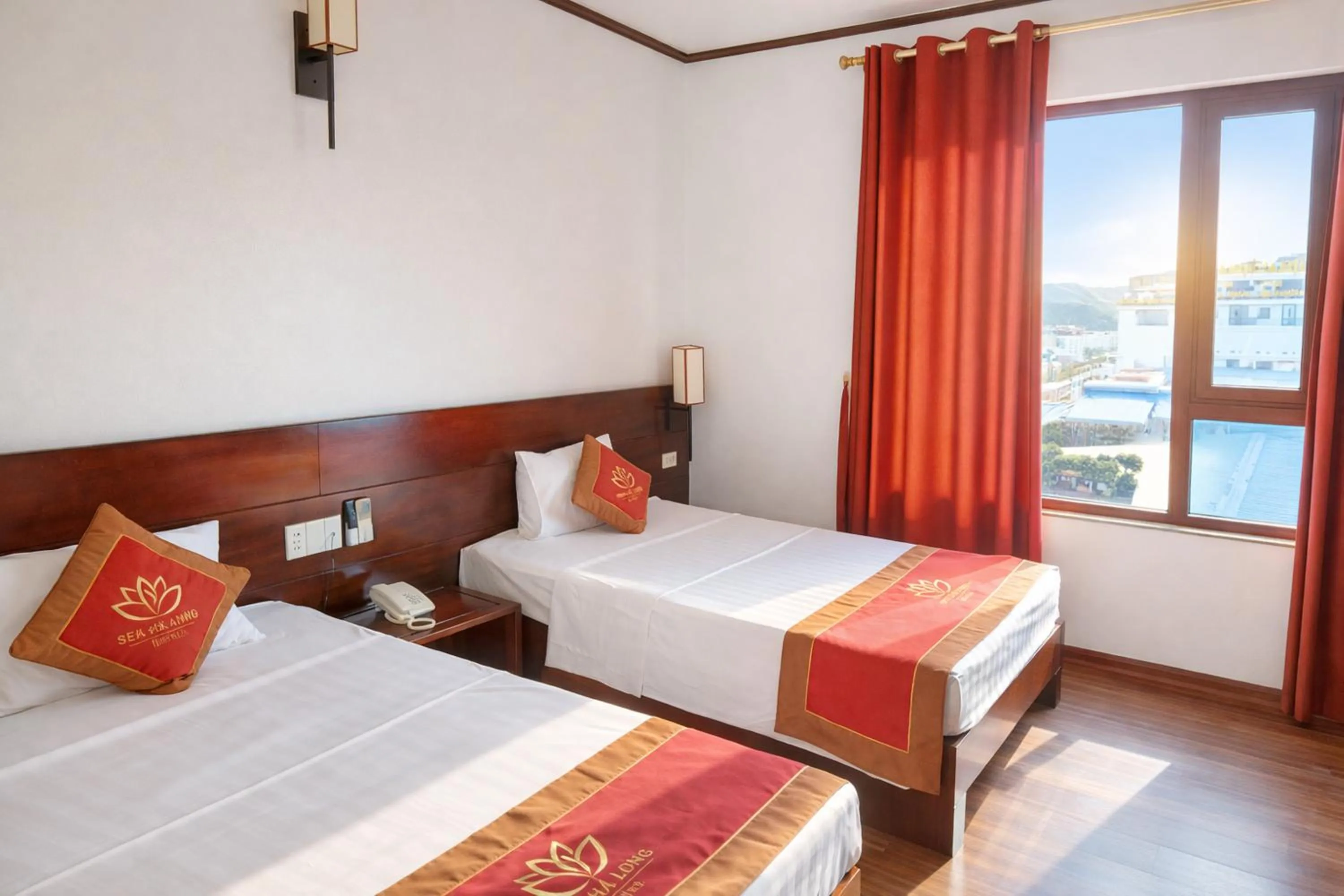 Photo of the whole room, Bed in Sen Hotel Hạ Long