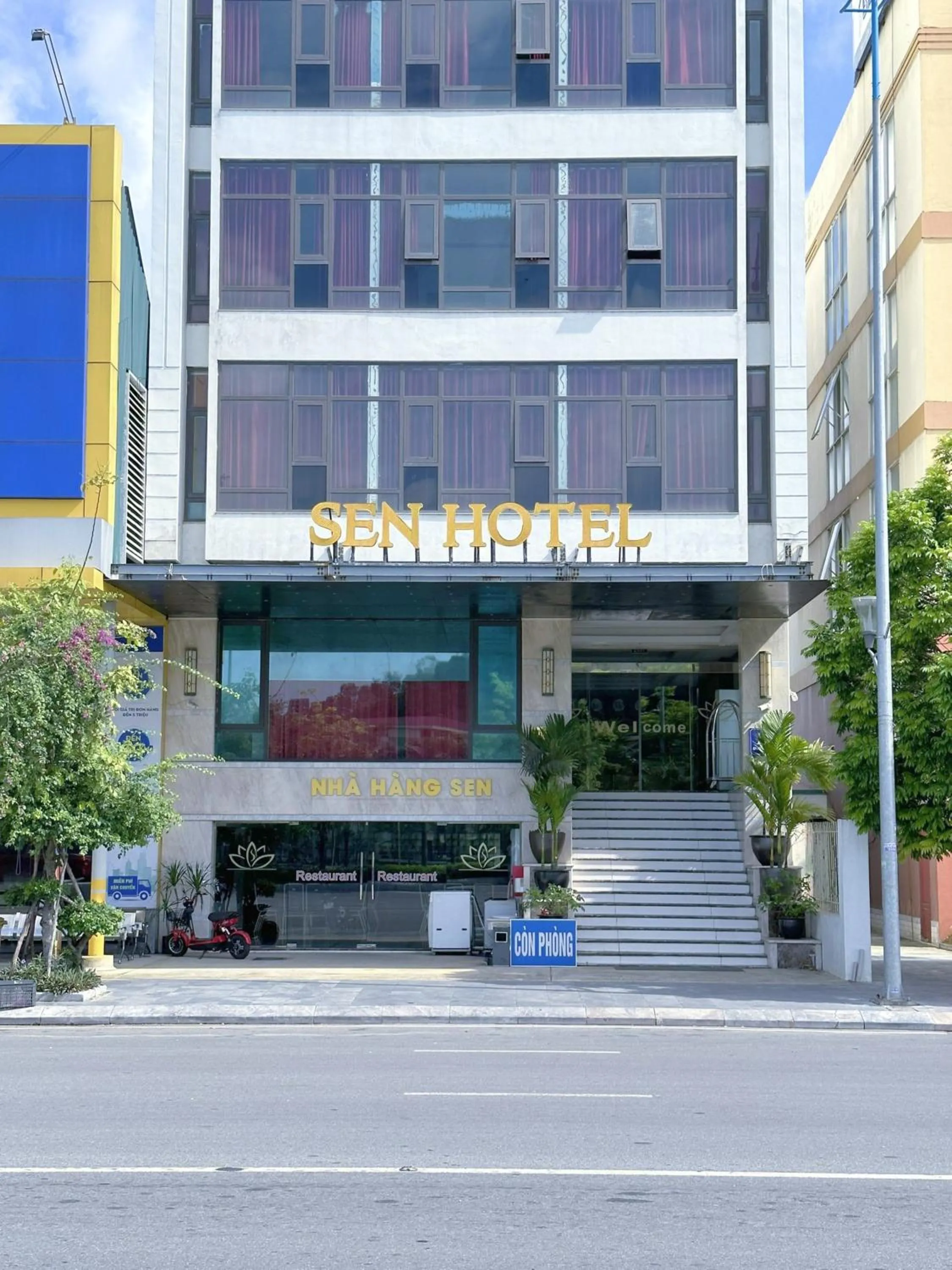 Property building in Sen Hotel Hạ Long