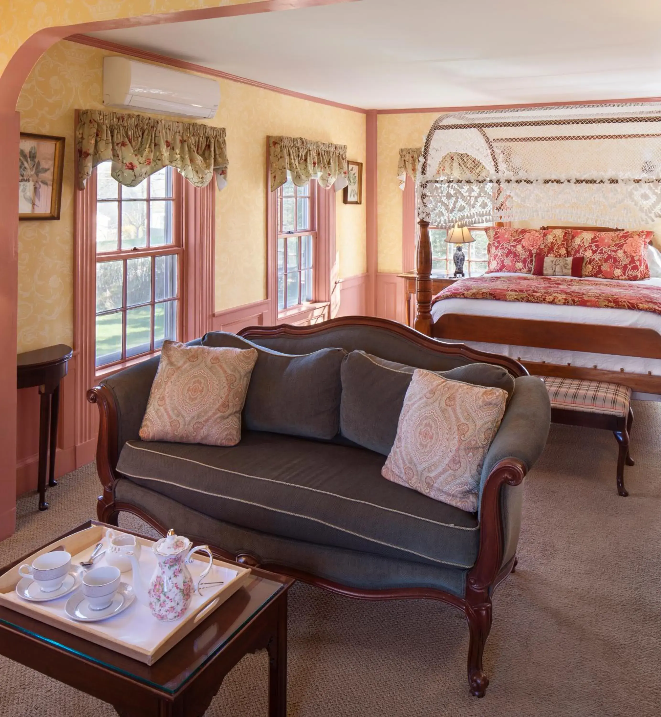 Deluxe Queen Room with Fireplace - Main (Lady Hope) in Captain's House Inn Deluxe Queen Room with Fireplace - Main (Lady Hope) in Captain's House Inn