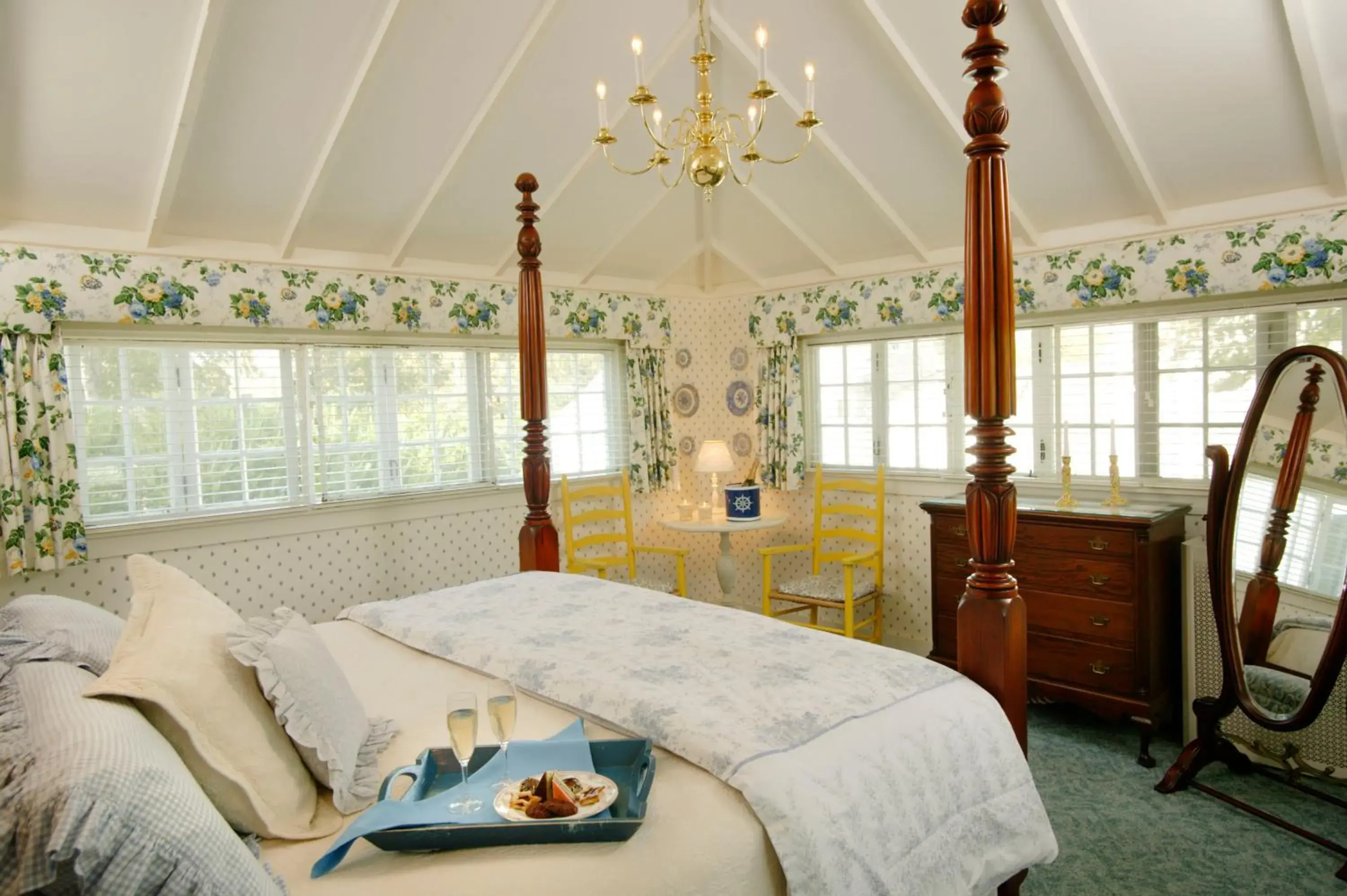 Superior King Suite with Fireplace - Main (Clarissa) in Captain's House Inn Superior King Suite with Fireplace - Main (Clarissa) in Captain's House Inn
