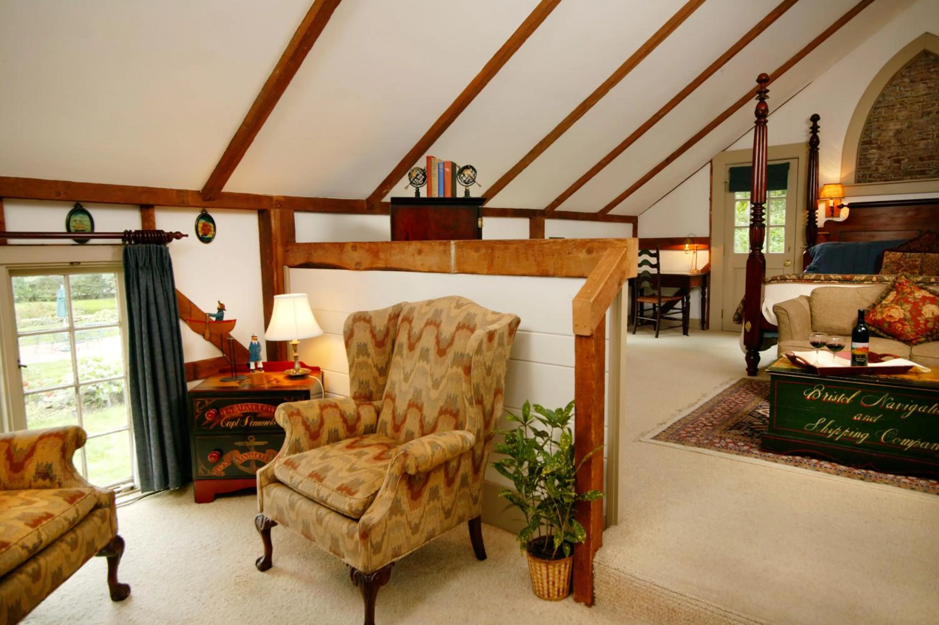 Seating area in Captain's House Inn