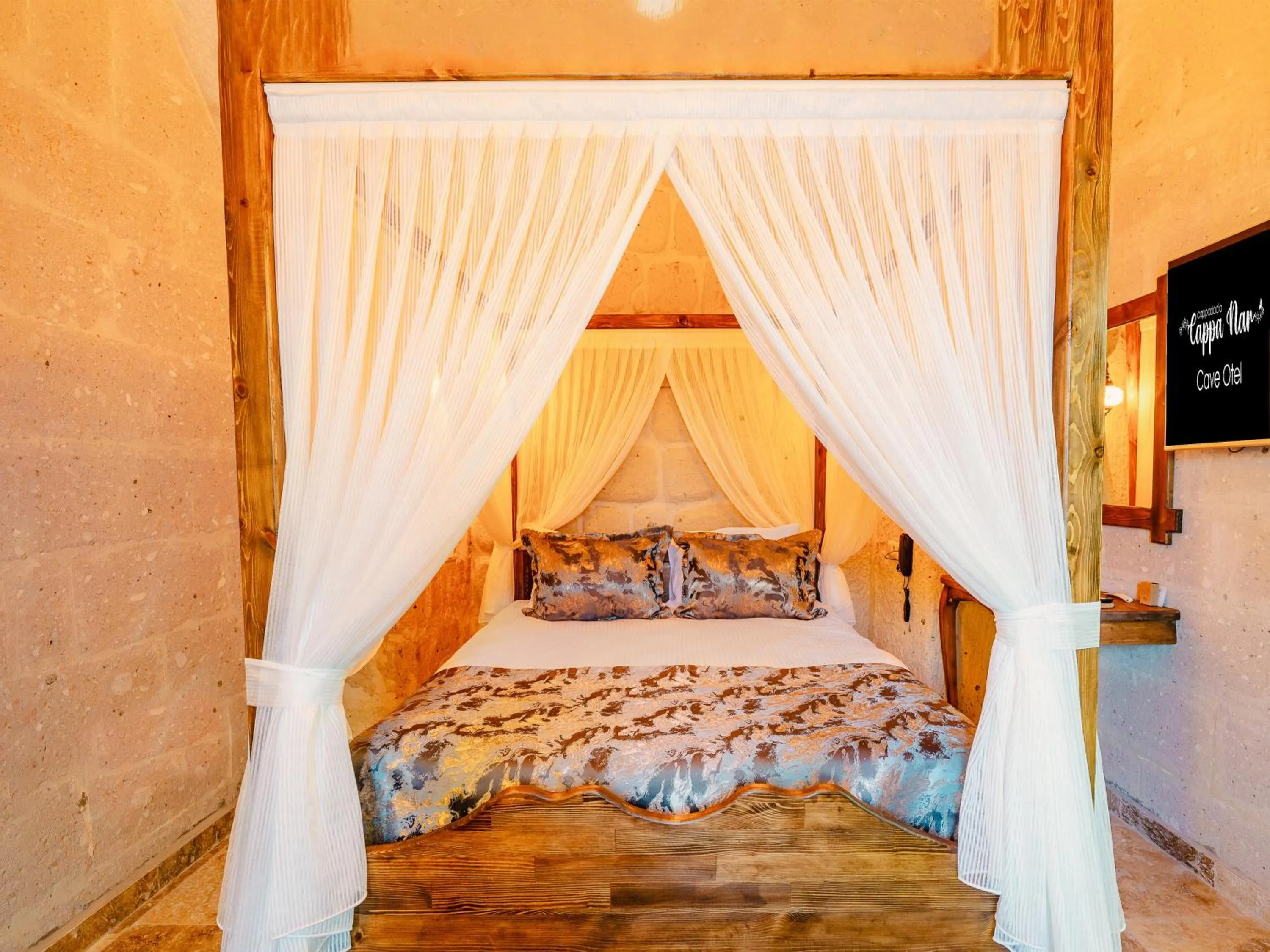 Photo of the whole room, Bed in Cappanar Cave Hotel