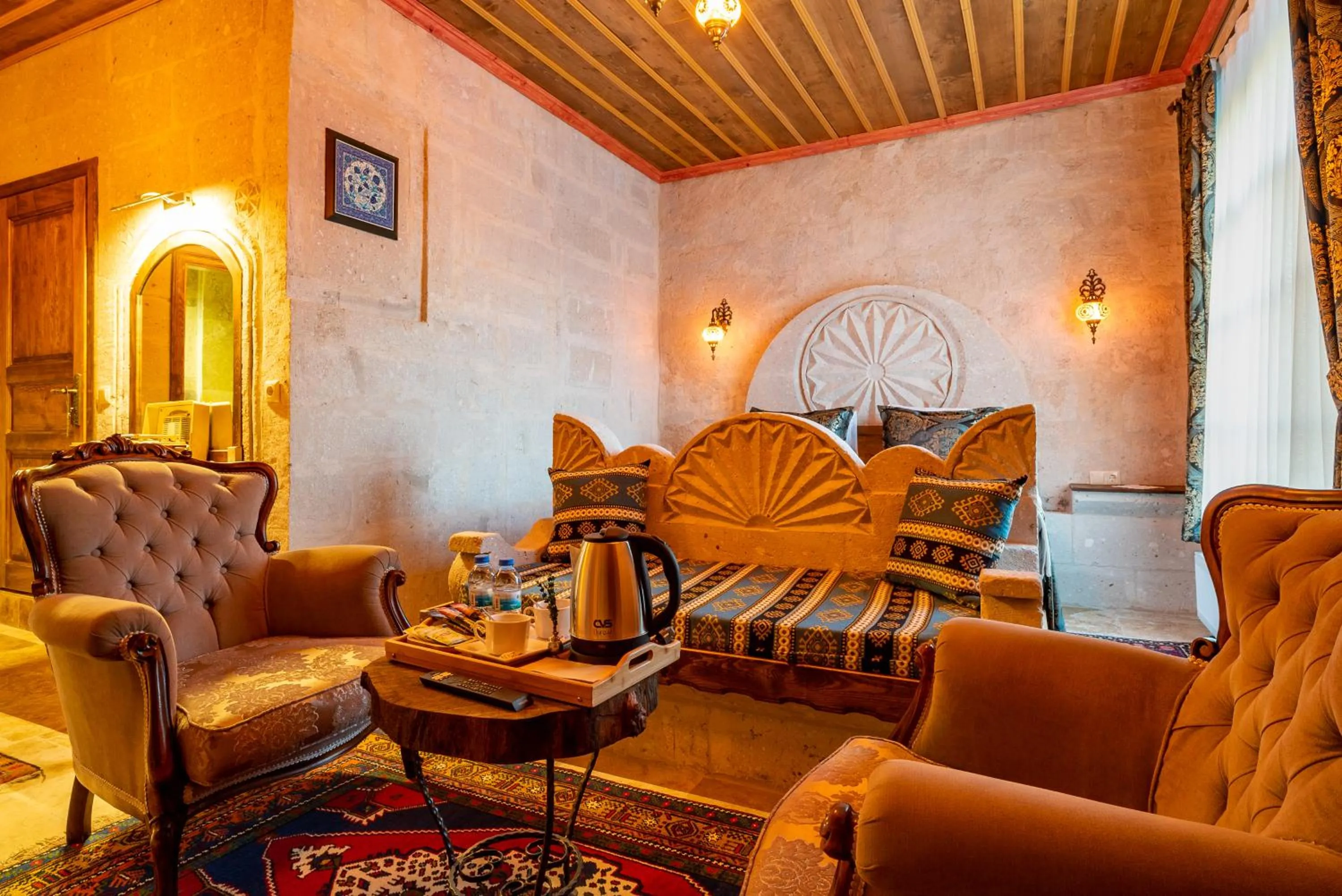 Bed in CAPPANAR CAVE HOTEL