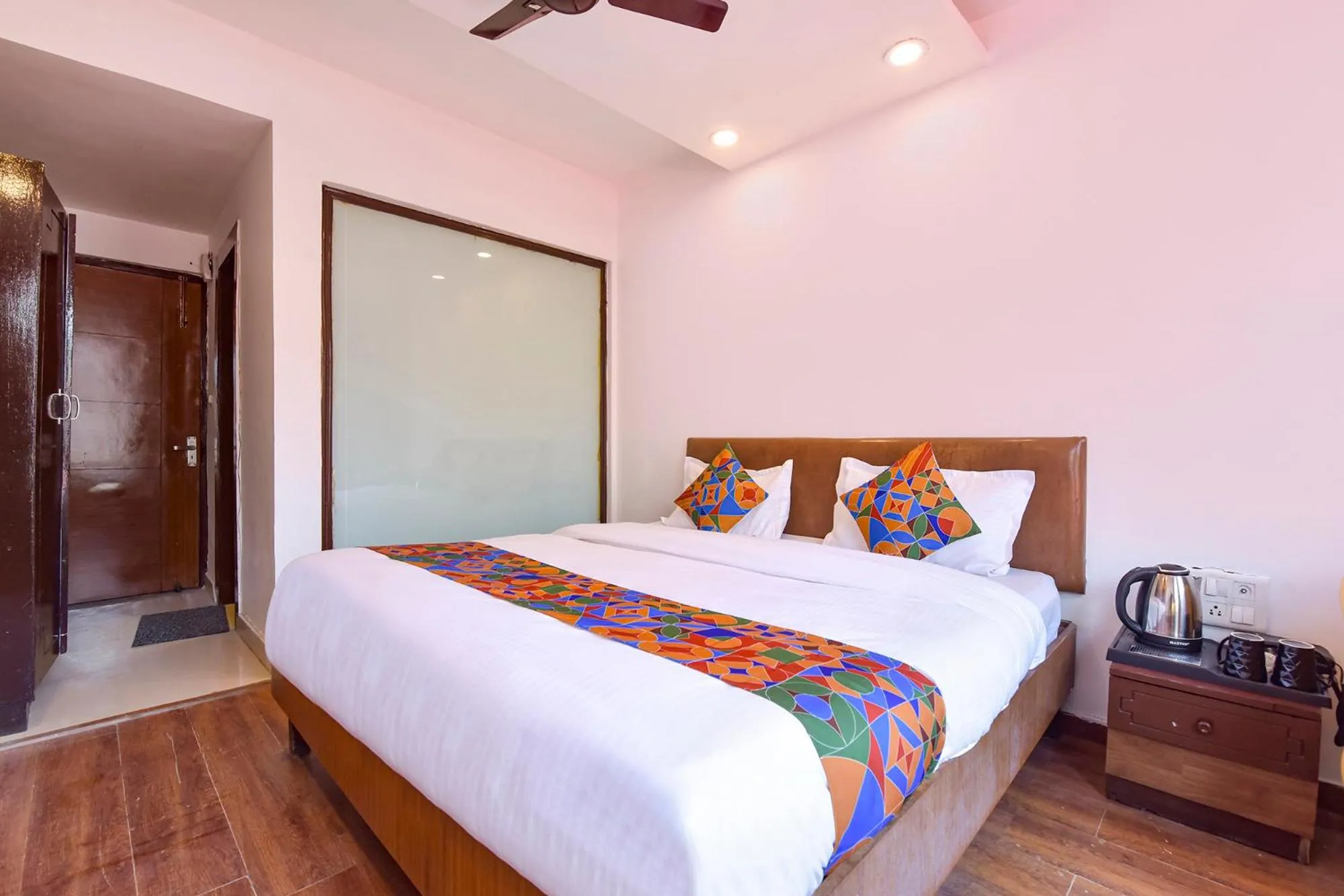 Bed in FabHotel Sikka Royal Classic - Mall road
