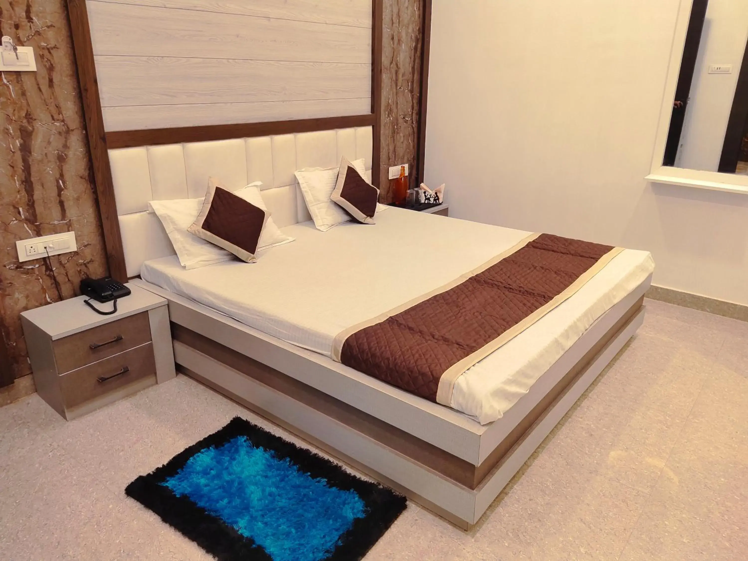 Bed in Hotel The Shree Jee Palace Bed in Hotel The Shree Jee Palace