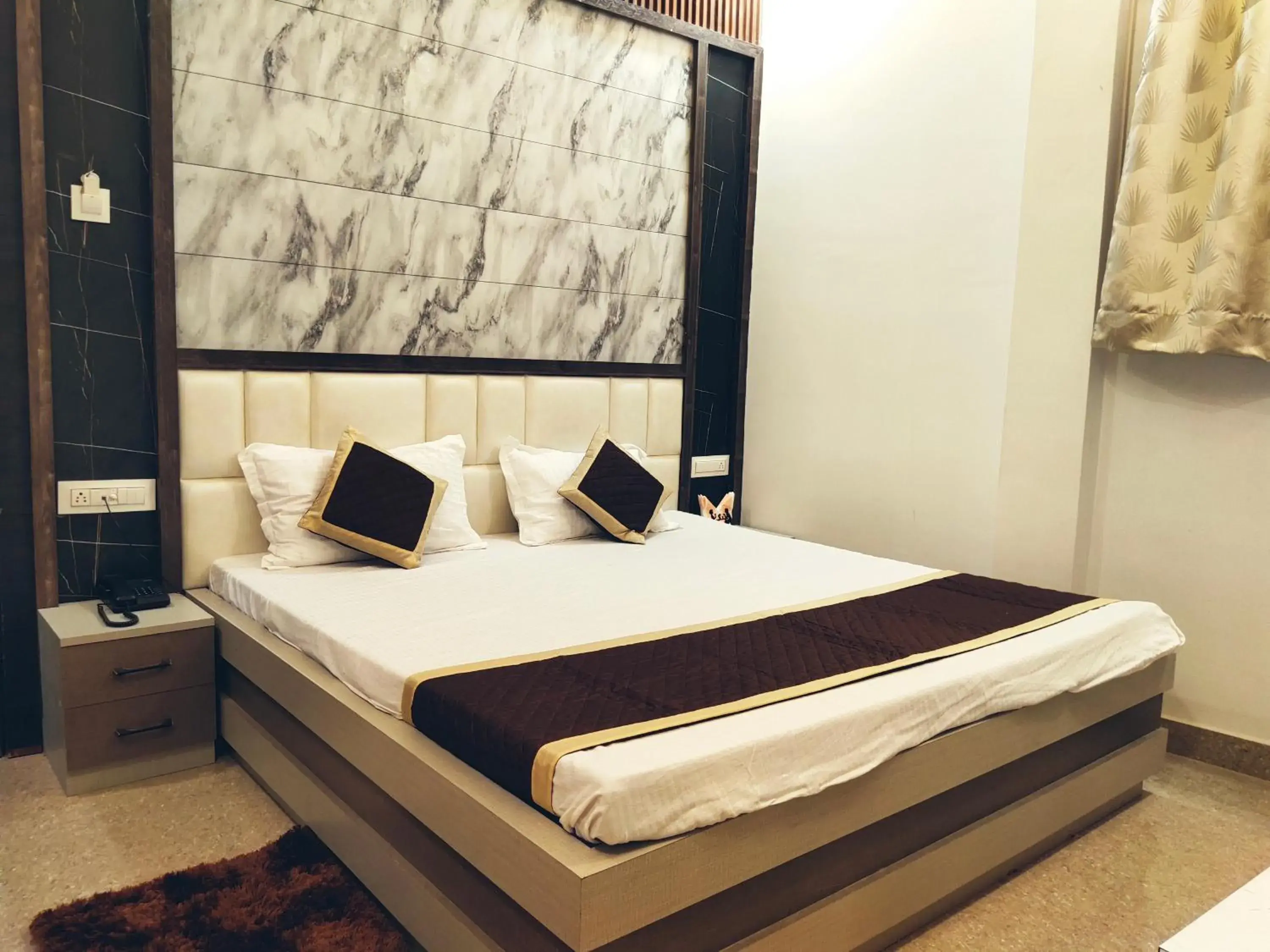 Bed in Hotel The Shree Jee Palace Bed in Hotel The Shree Jee Palace