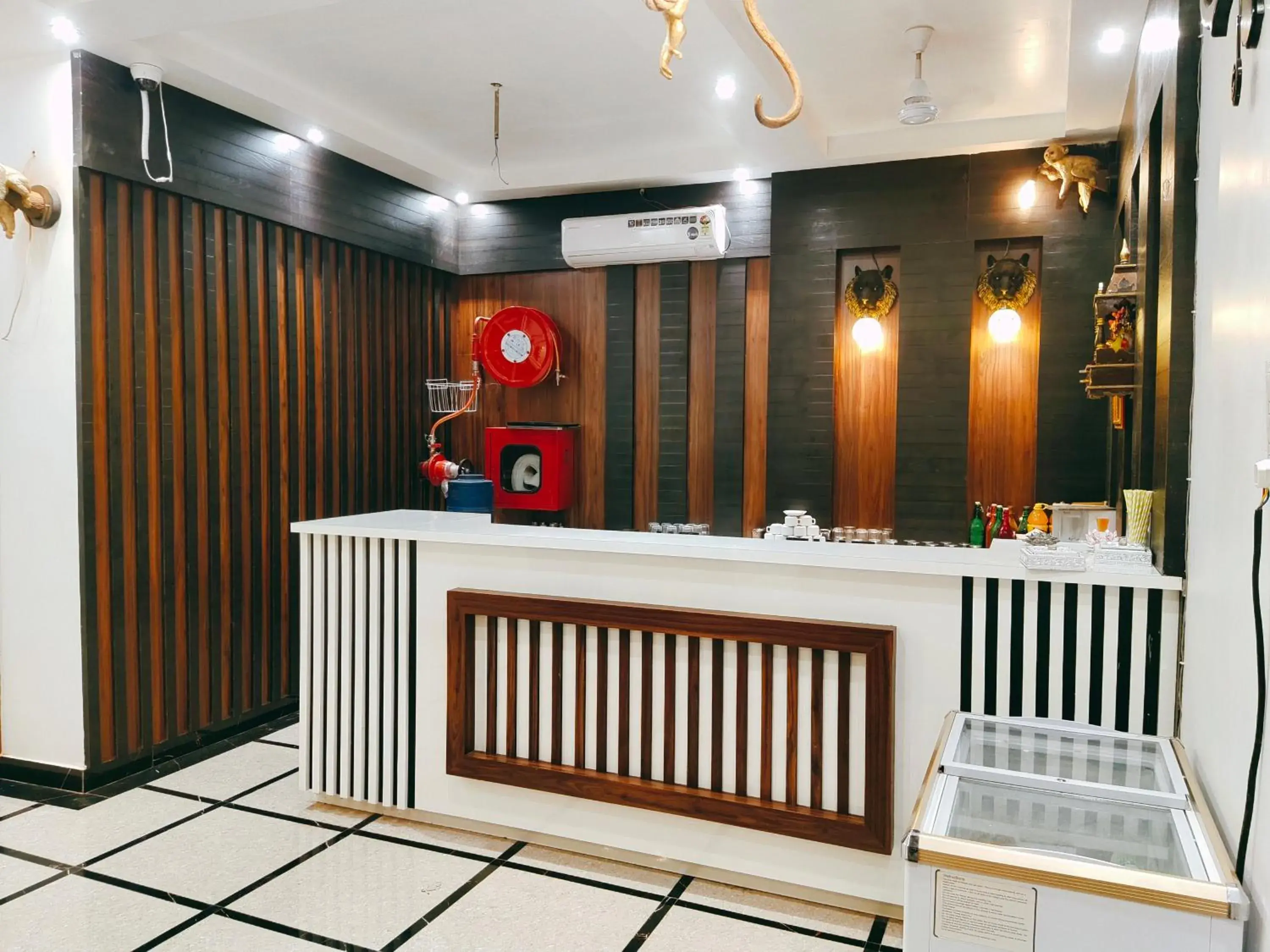 Restaurant/places to eat in Hotel The Shree Jee Palace Restaurant/places to eat in Hotel The Shree Jee Palace