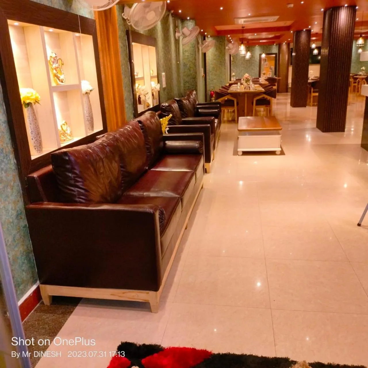 Seating area in karisma premium