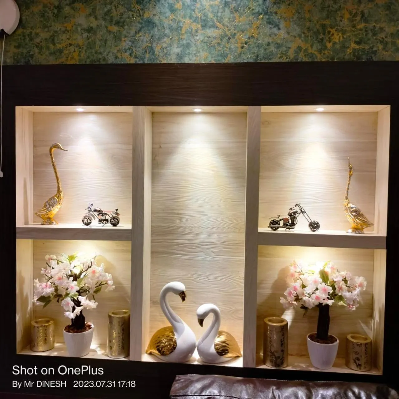 Decorative detail in karisma premium