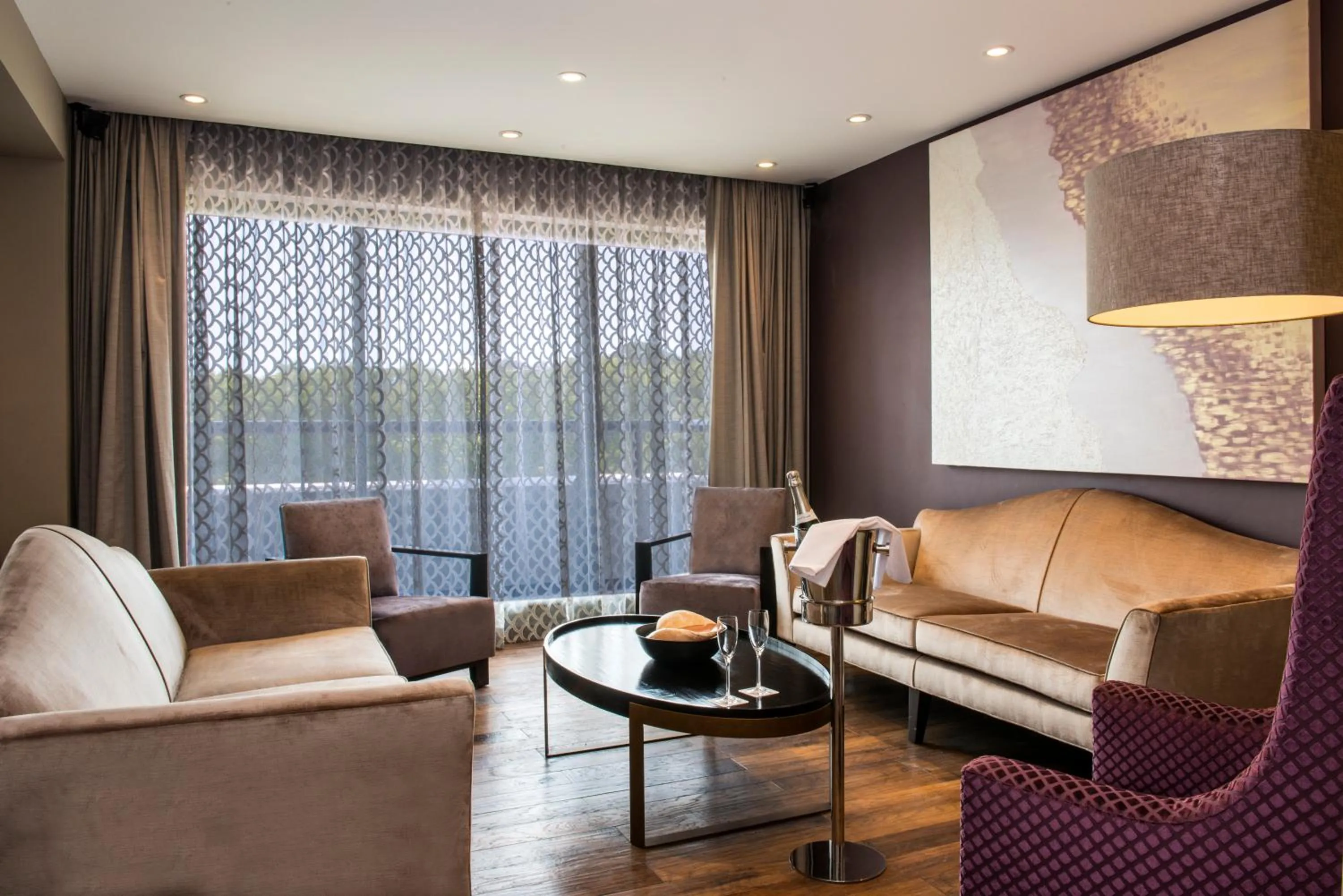 Living room in Radisson Blu Mammy Yoko Hotel