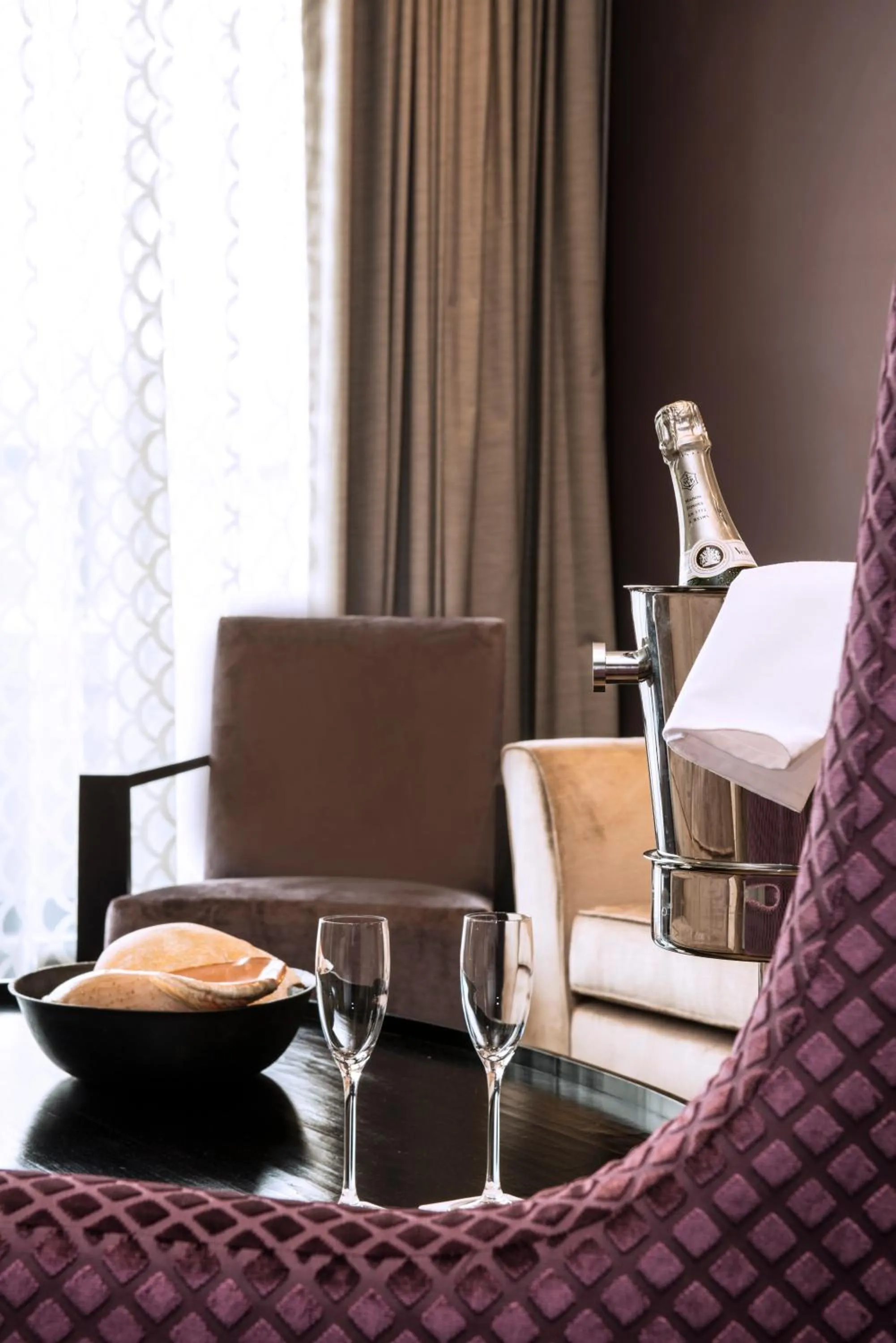 Living room in Radisson Blu Mammy Yoko Hotel