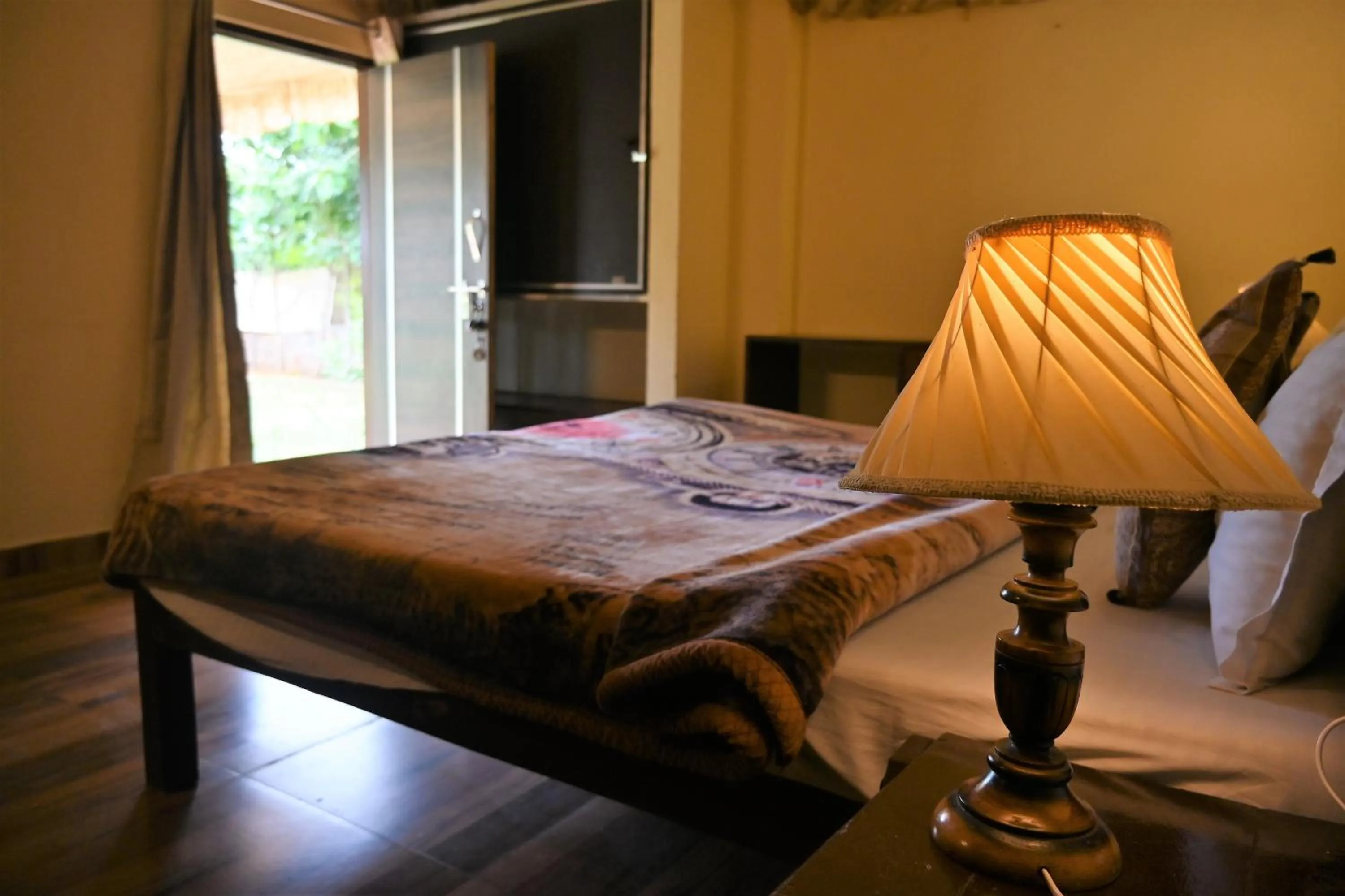 Bed in Ranthambore Jungle Home