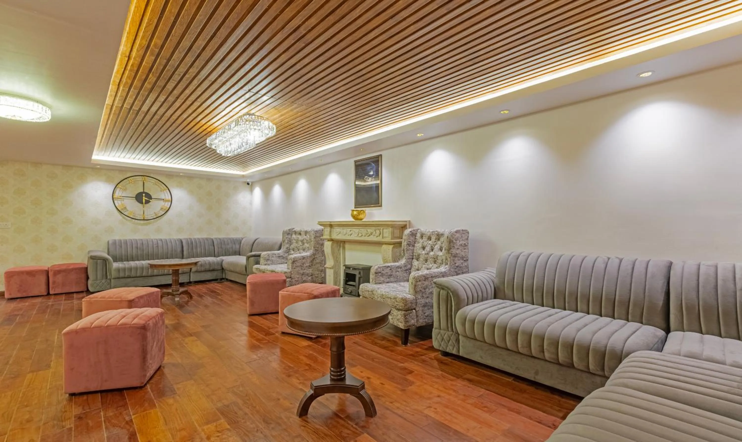 Seating area in Treebo Windsor Heights