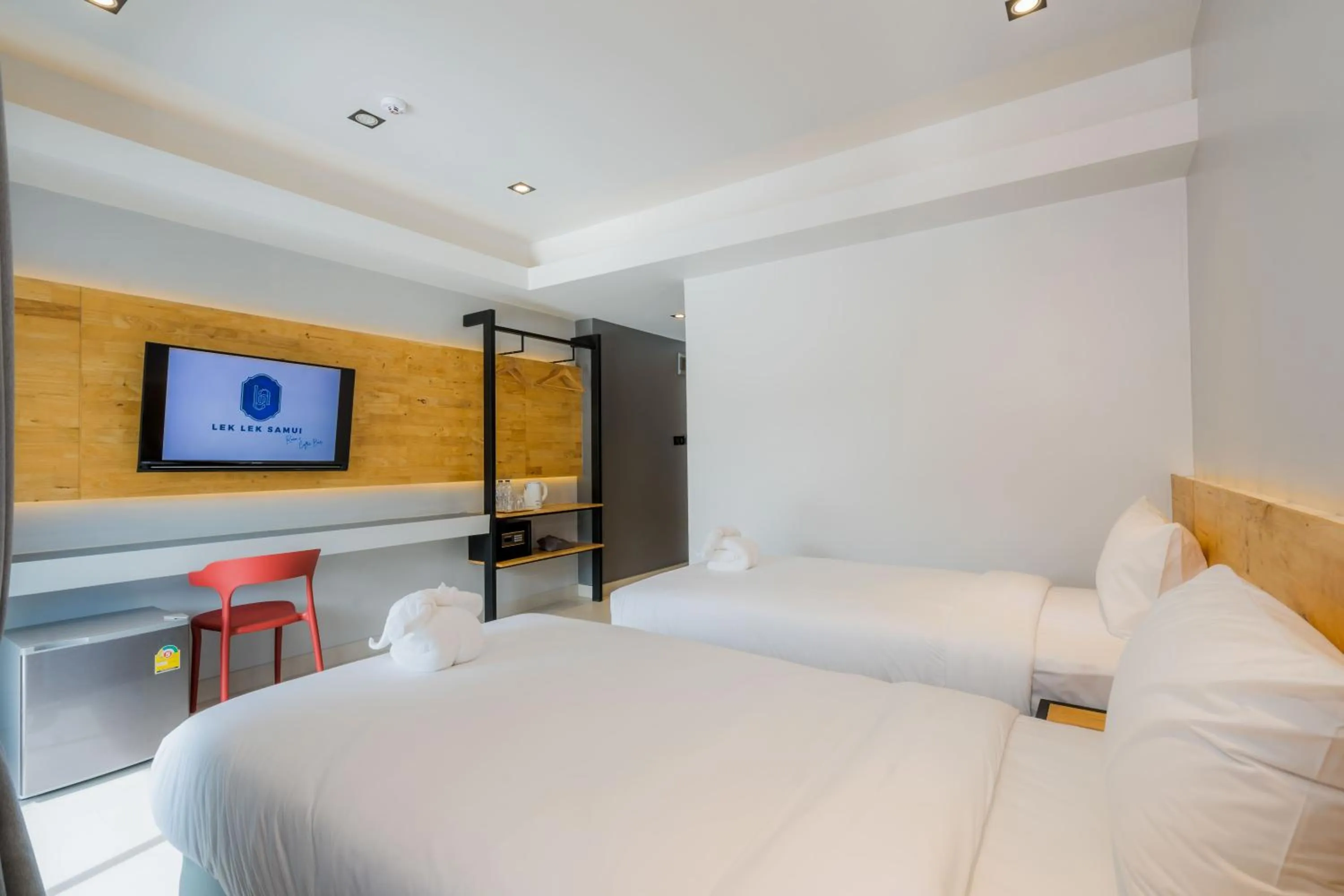 Bed in Lek Lek Samui Room X Coffee Bar