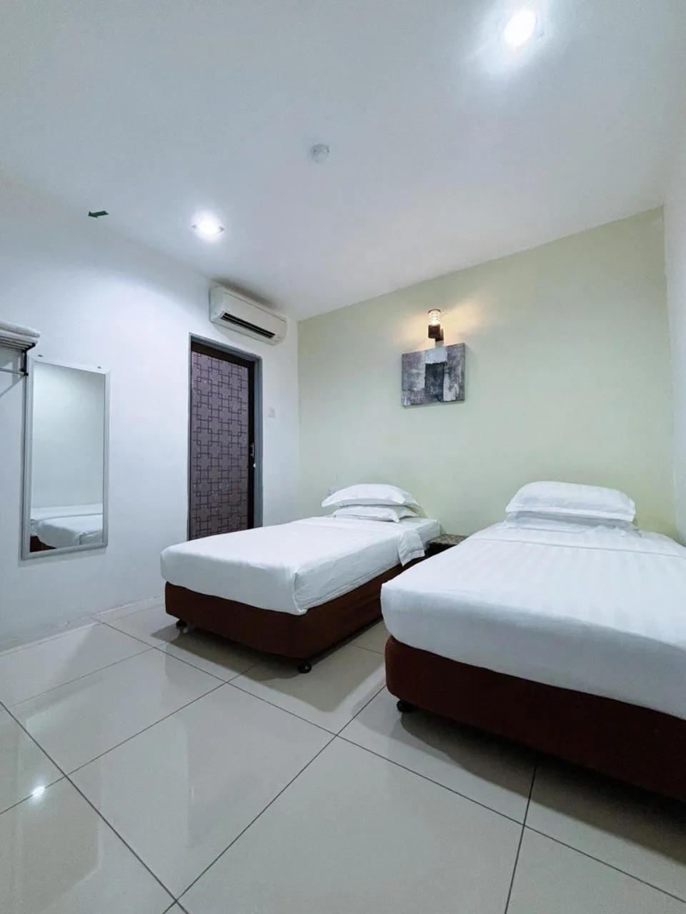 Bedroom, Bed in Asia Green Hotel