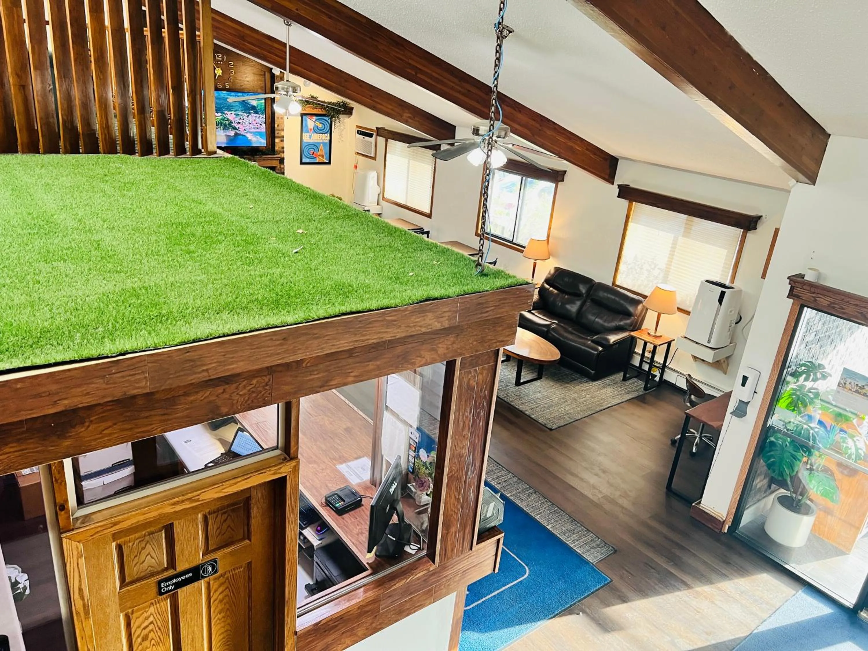 Lobby or reception in Travelodge by Wyndham Valleyfair Shakopee