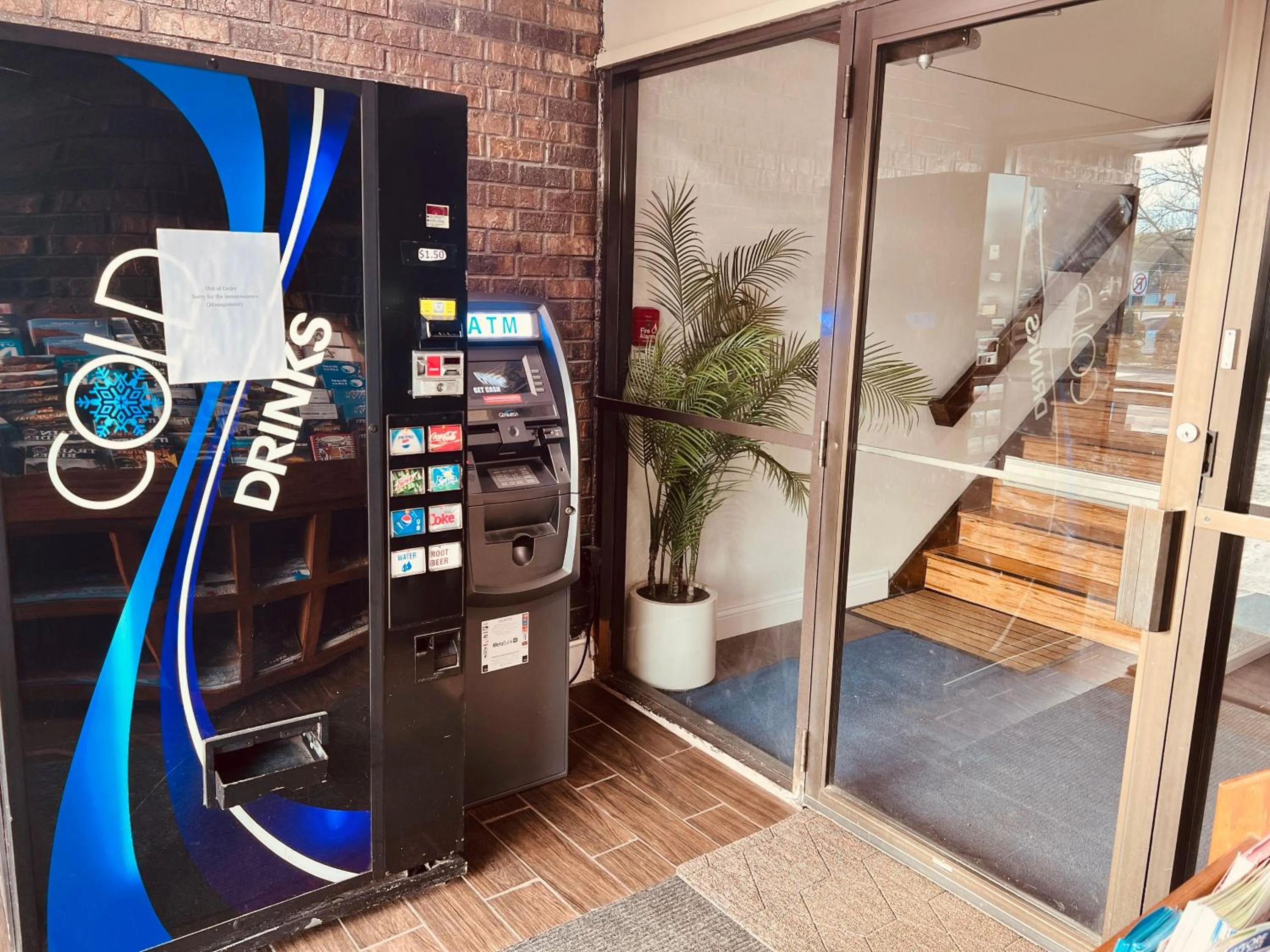 Lobby or reception in Travelodge by Wyndham Valleyfair Shakopee