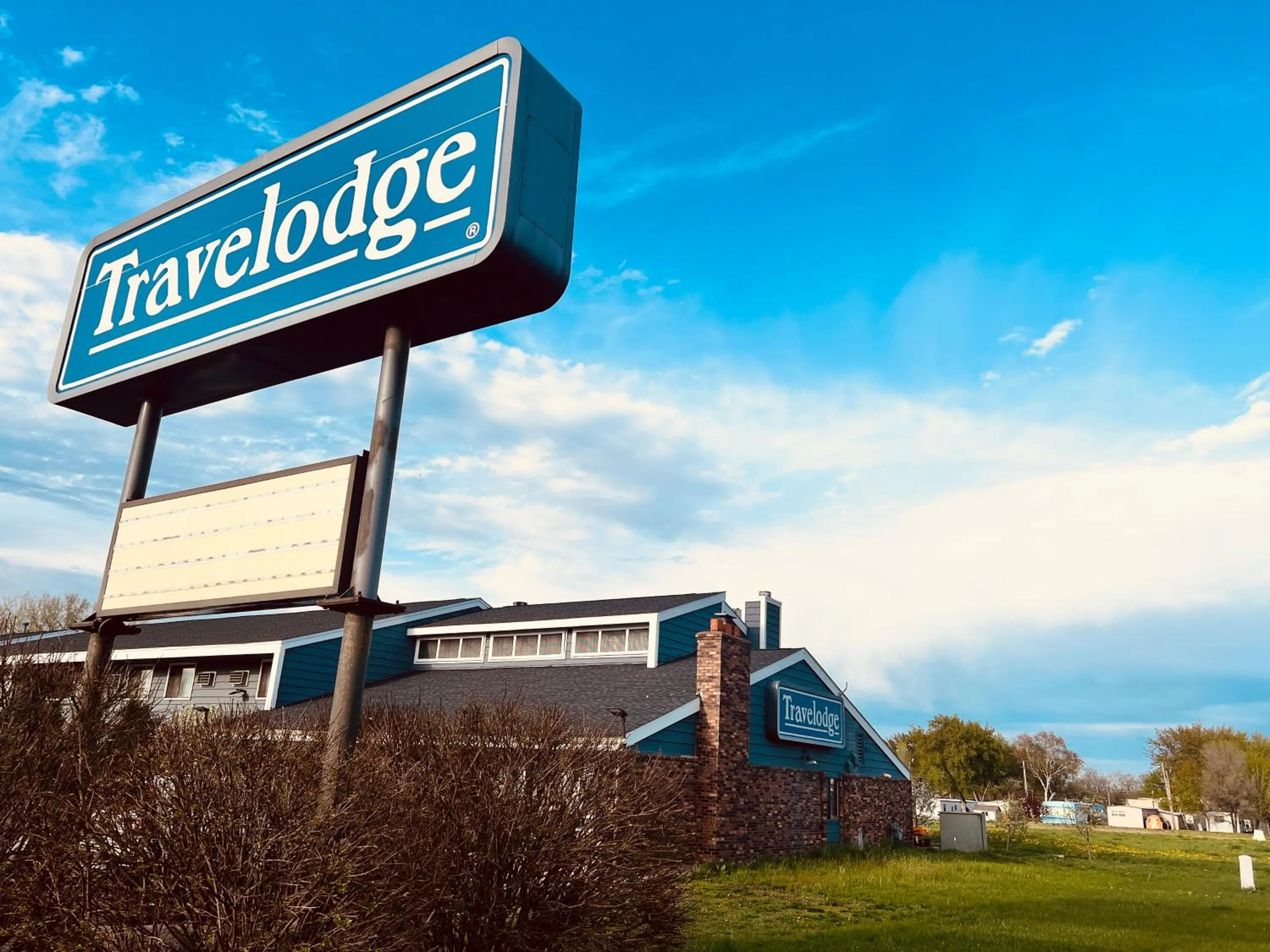 Property building in Travelodge by Wyndham Valleyfair Shakopee