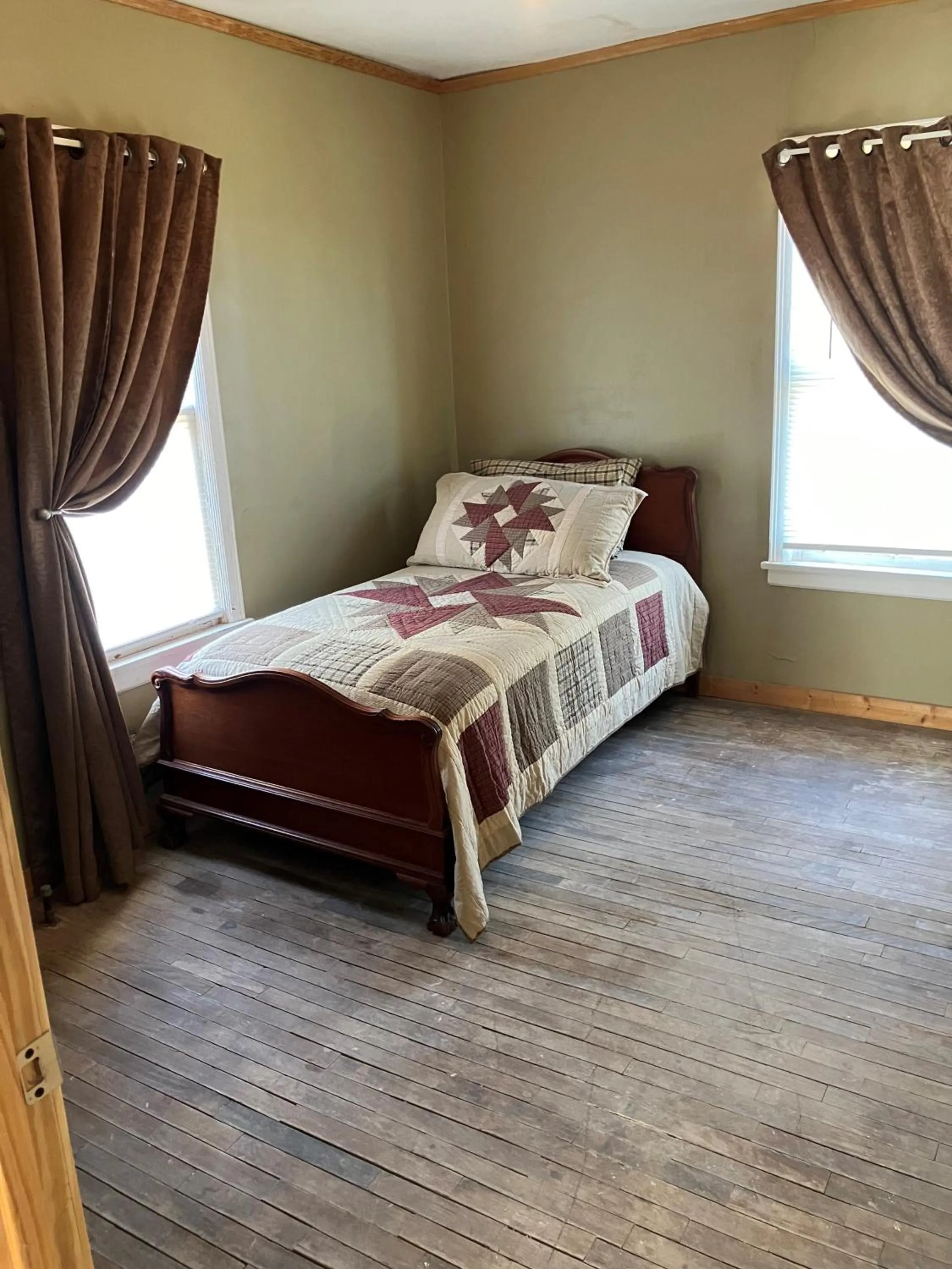 The Central Hotel OF 1910