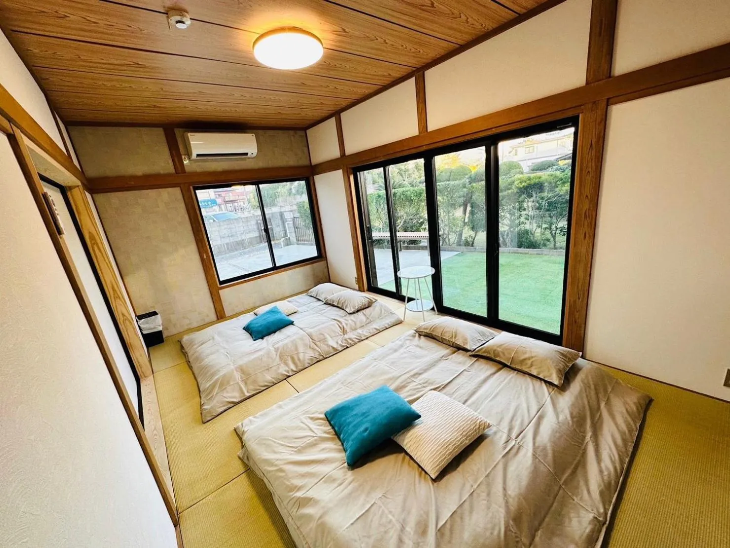Photo of the whole room, Bed in Eternity Marina HOUSE ONJUKU