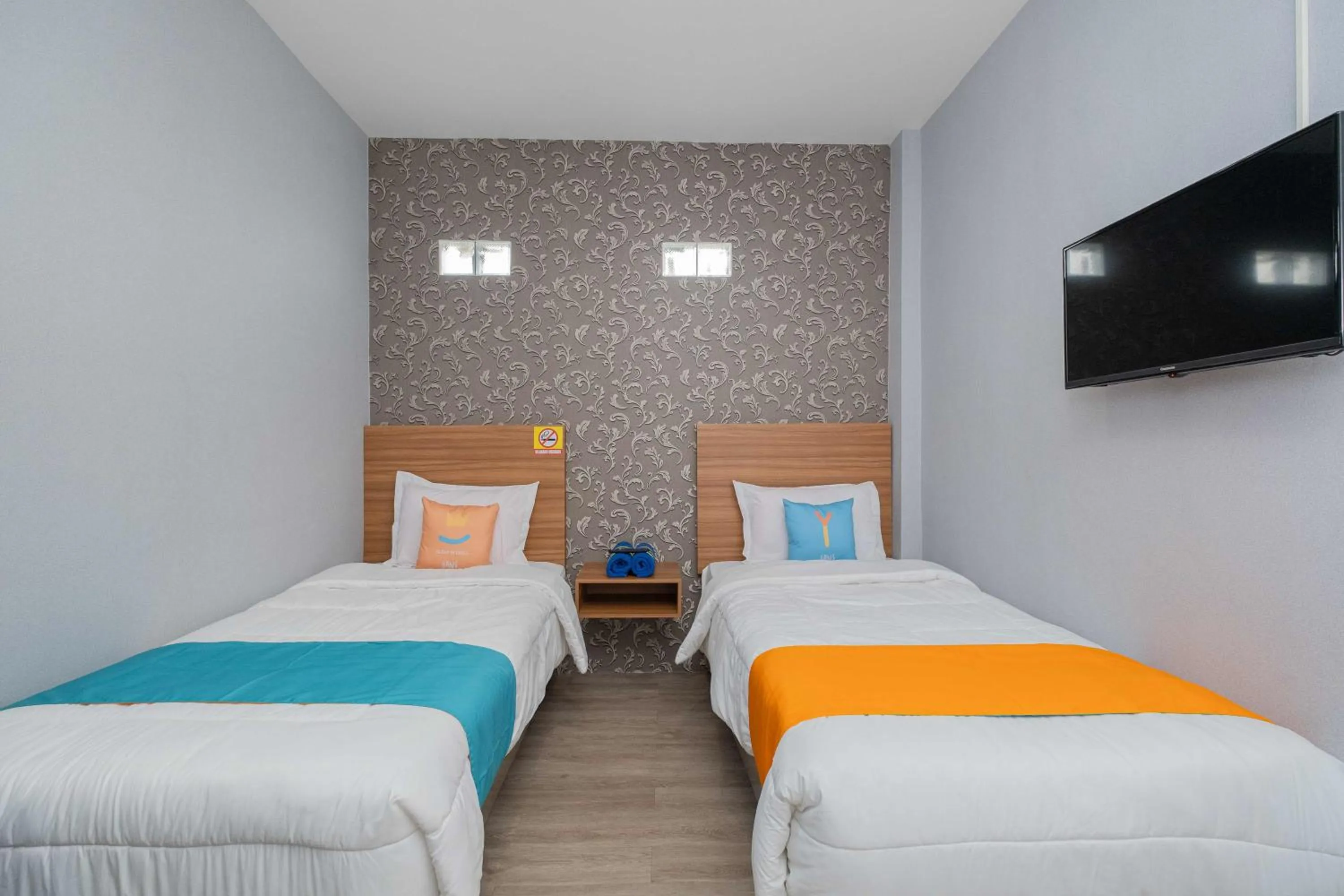Bedroom, Bed in Sans WM Hotel Blitar