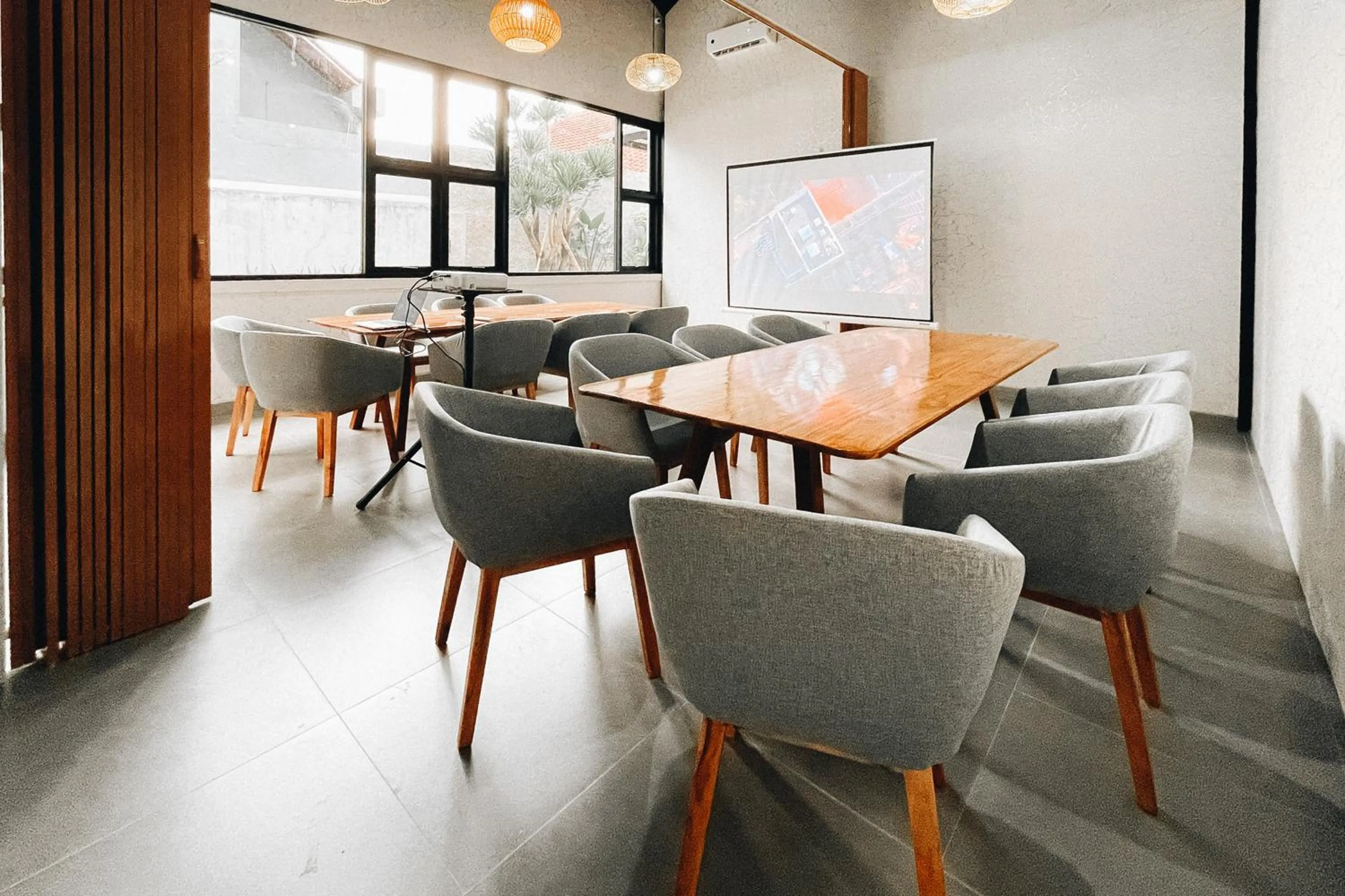 Meeting/conference room in Sans WM Hotel Blitar