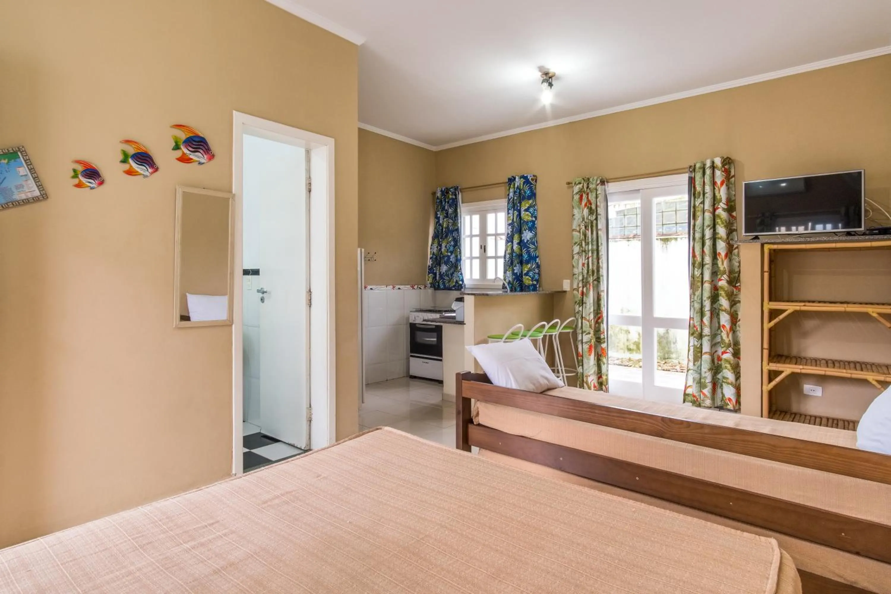 Spring, Bed in Recanto Maranduba