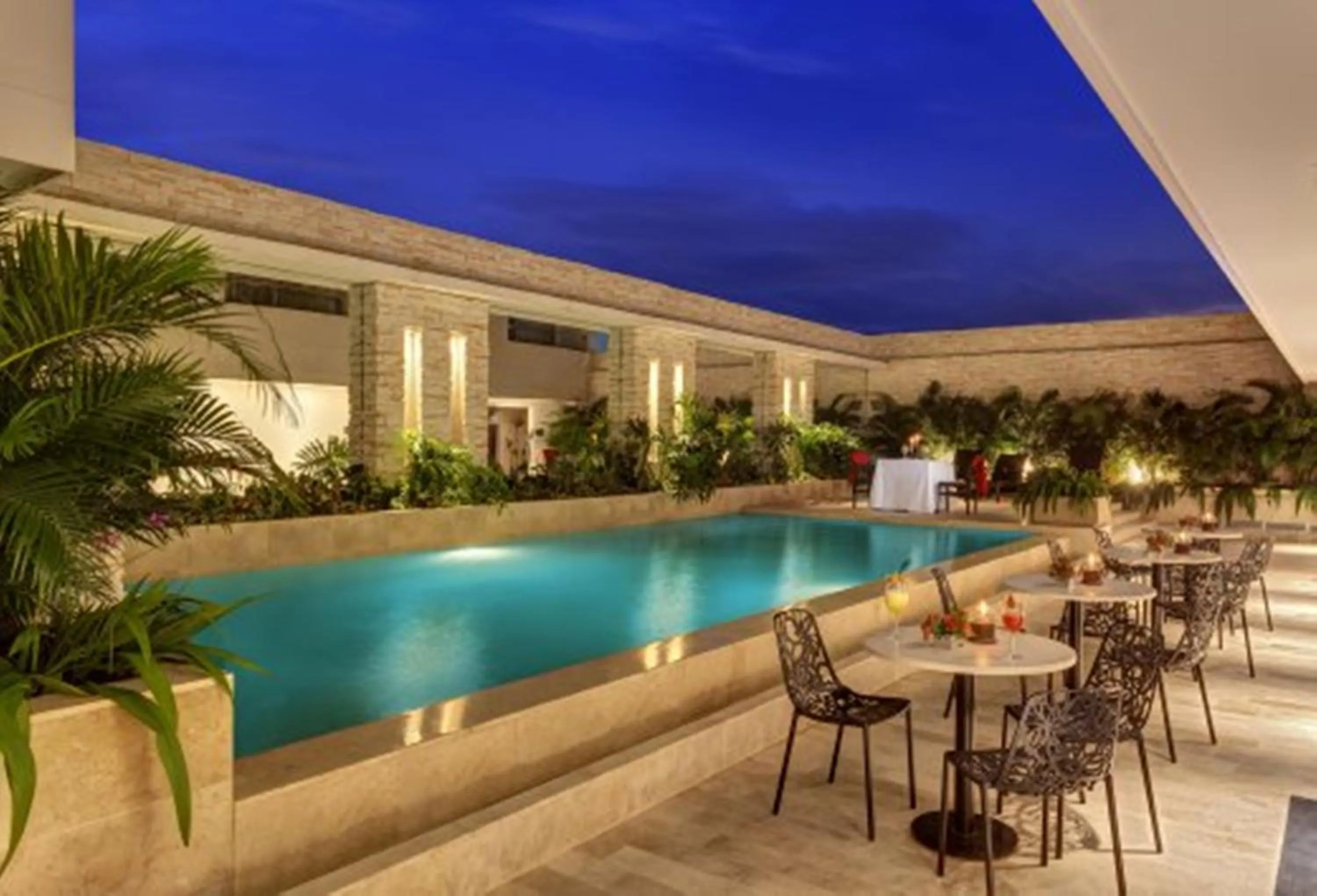 Swimming pool in Hotel Estelar Yopal