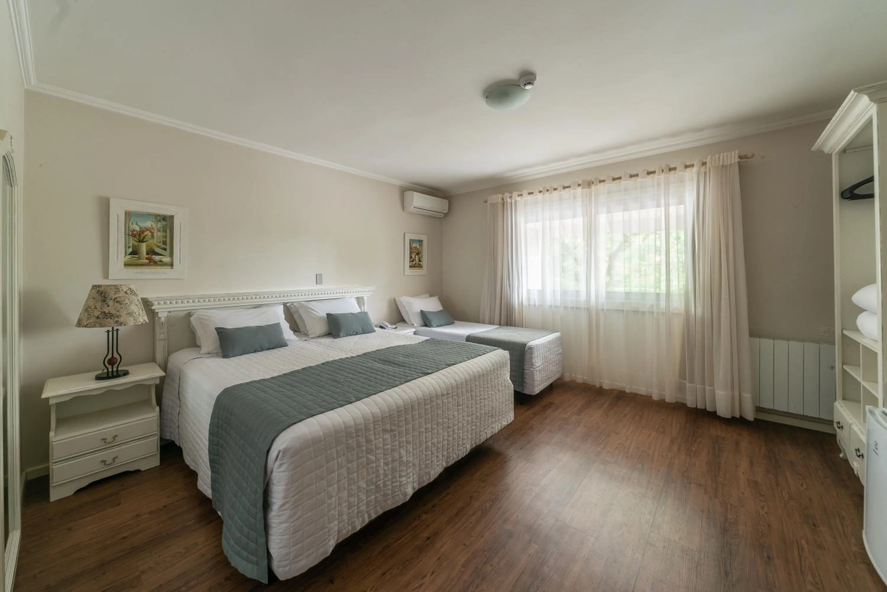 Bed in Hotel Monte Felice Bosque