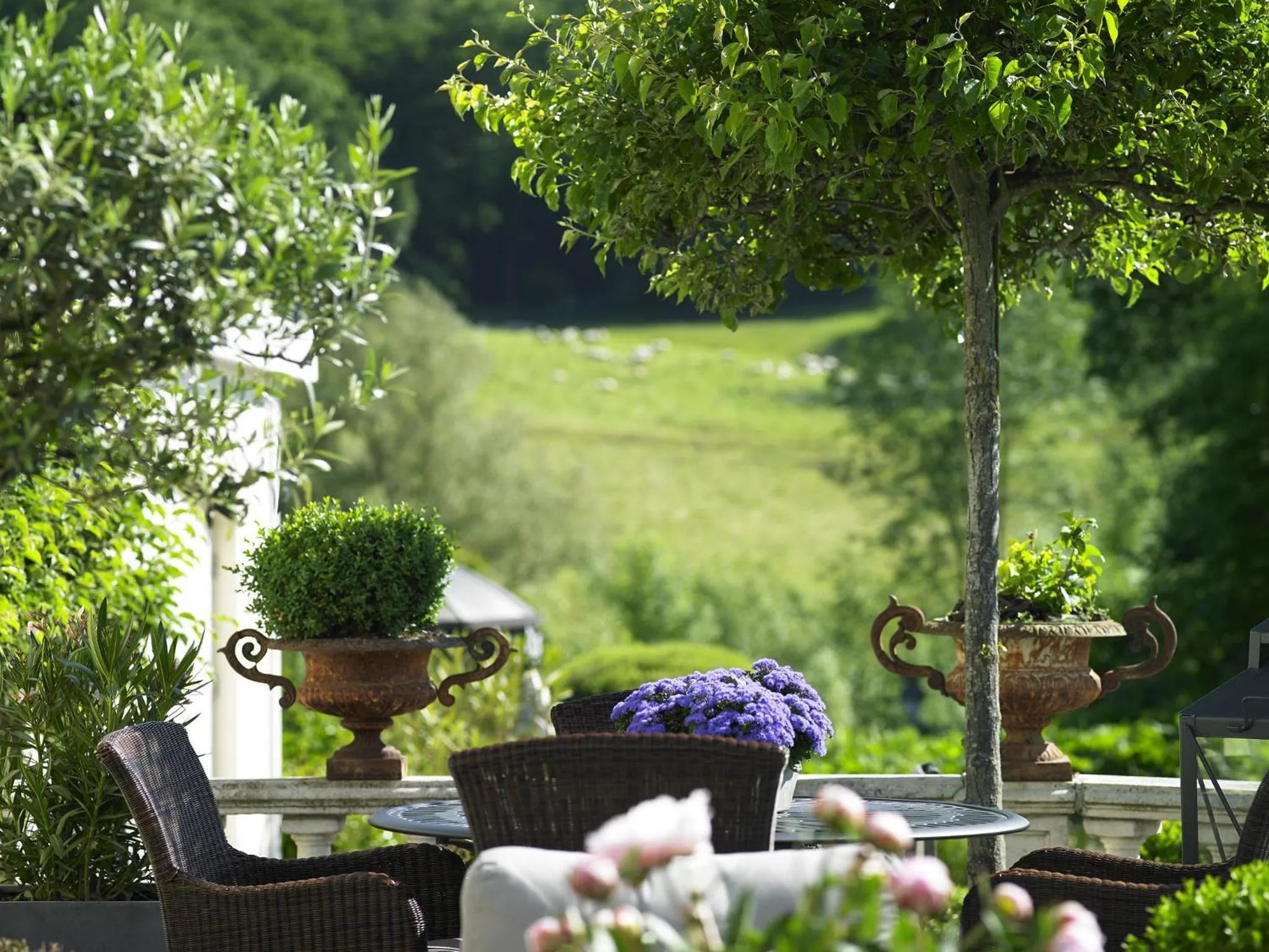 Patio in Romantik Parkhotel het Gulpdal