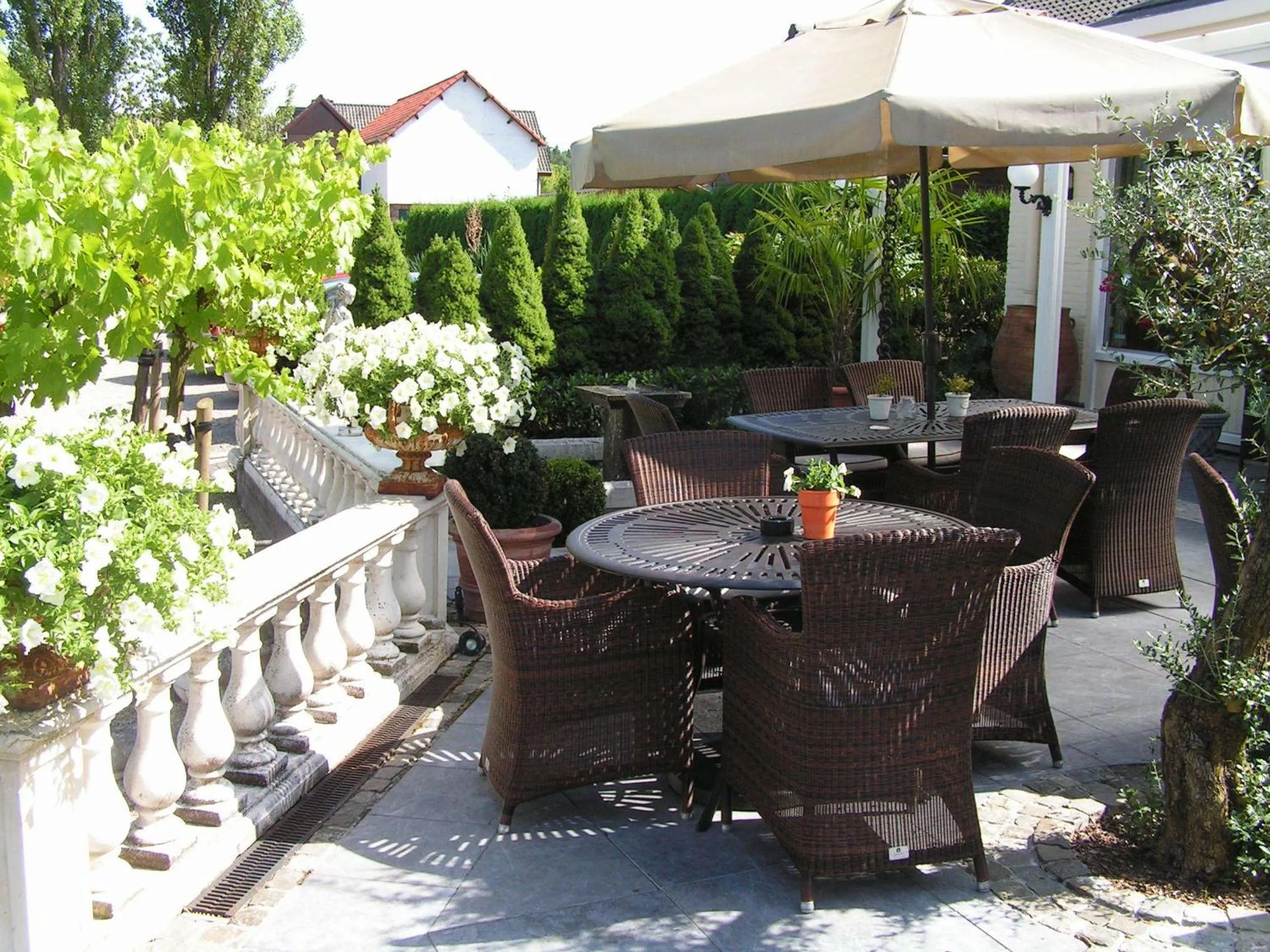 Balcony/Terrace in Romantik Parkhotel het Gulpdal