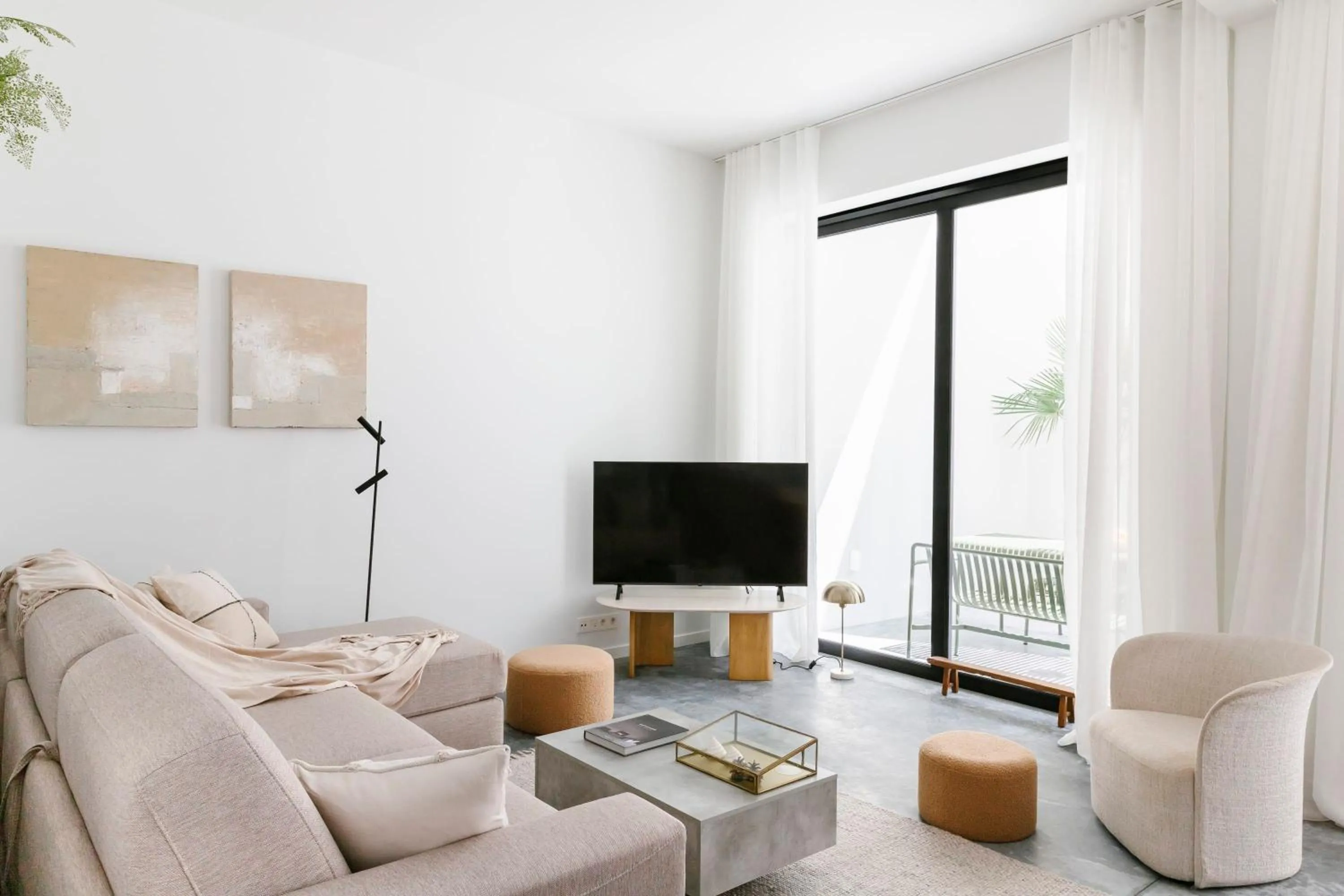 High-end flats at South area