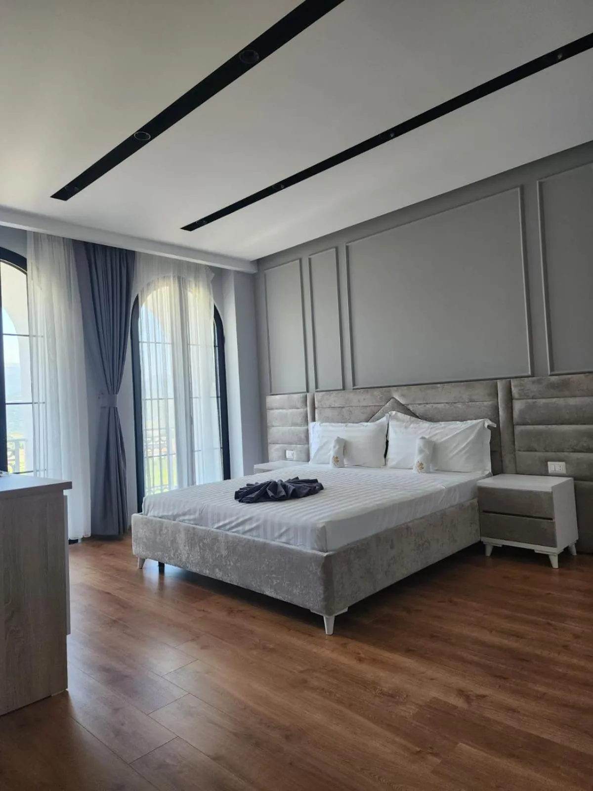 Bed in Imperador Palace Hotel Restorant