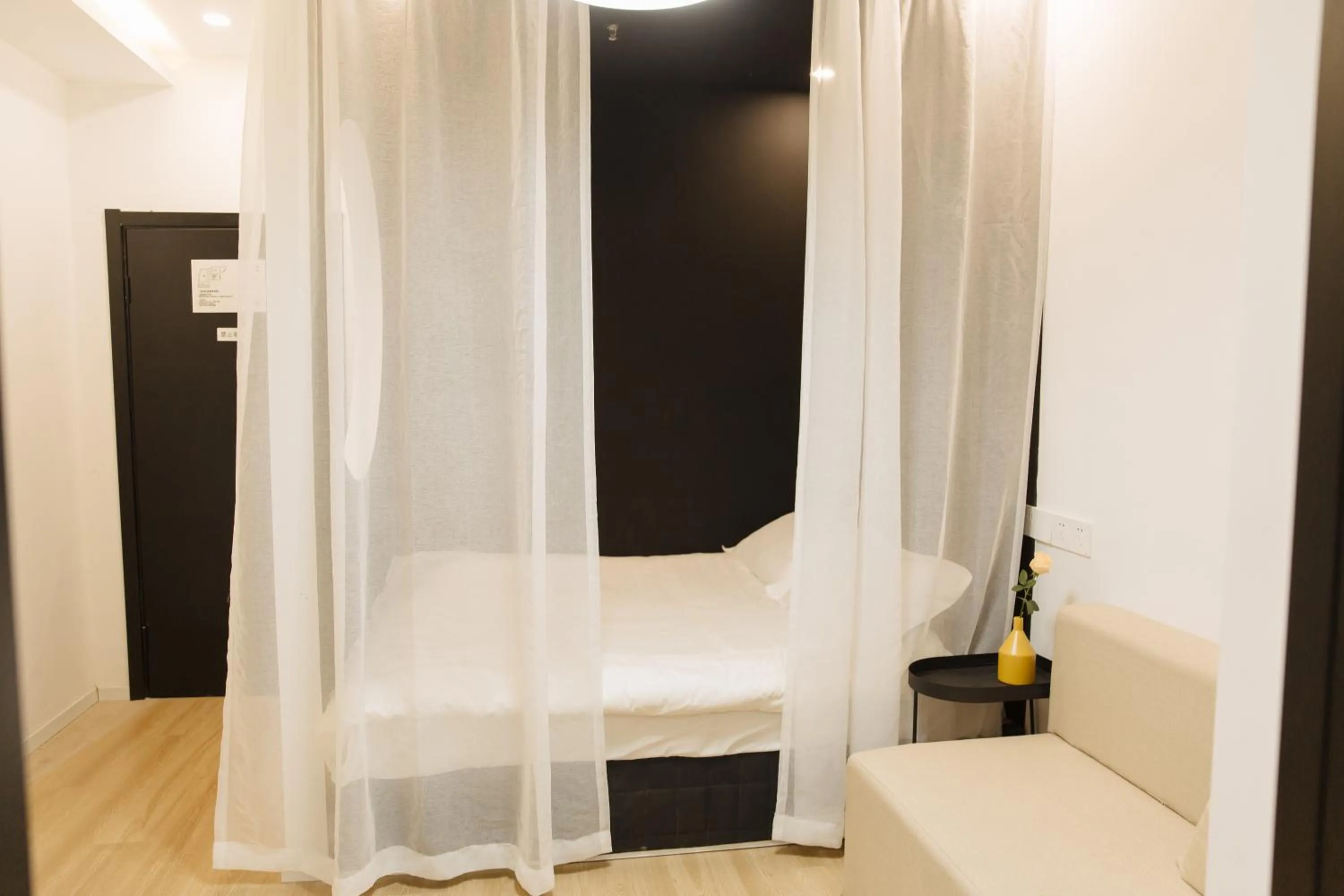 Bedroom in City Park Hotel