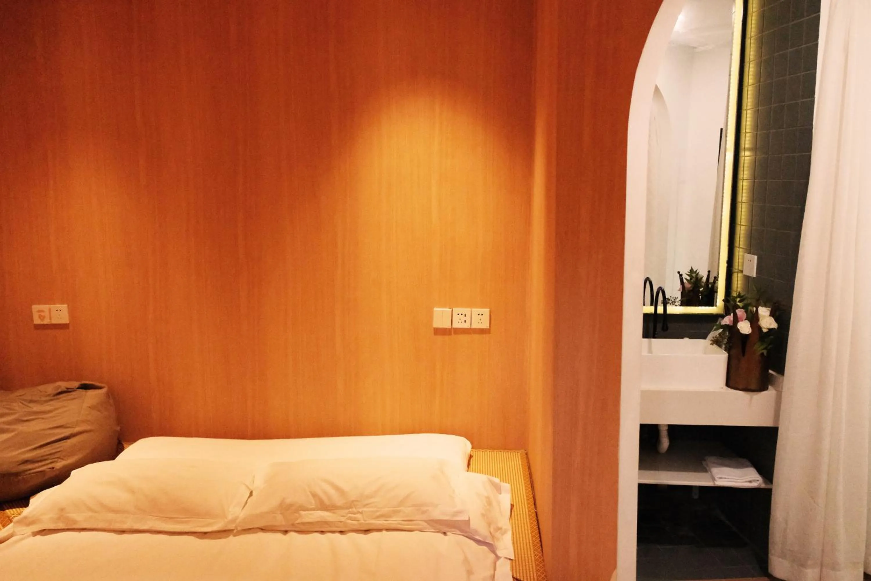 Bedroom, Bed in City Park Hotel