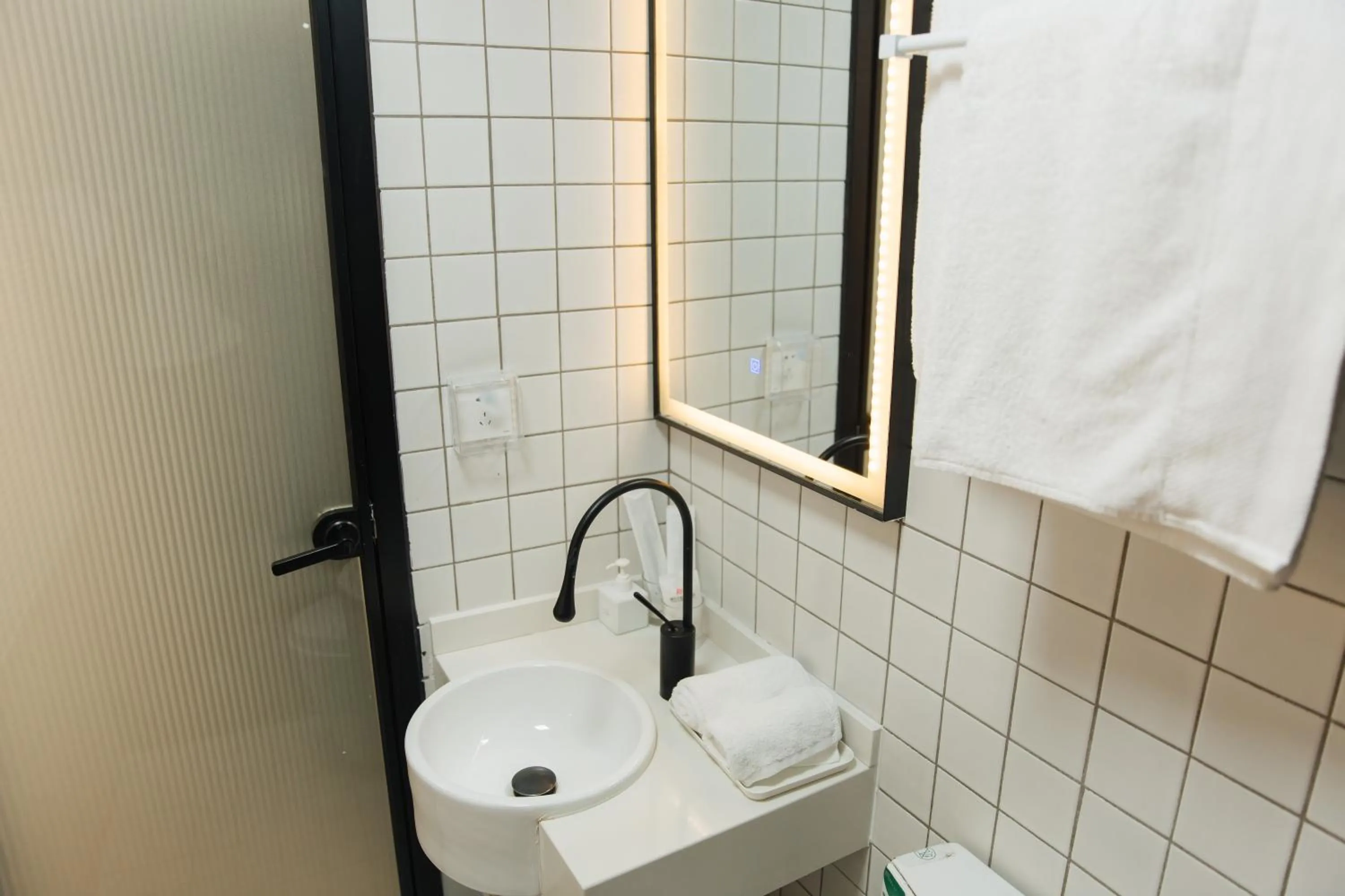 Bathroom in City Park Hotel