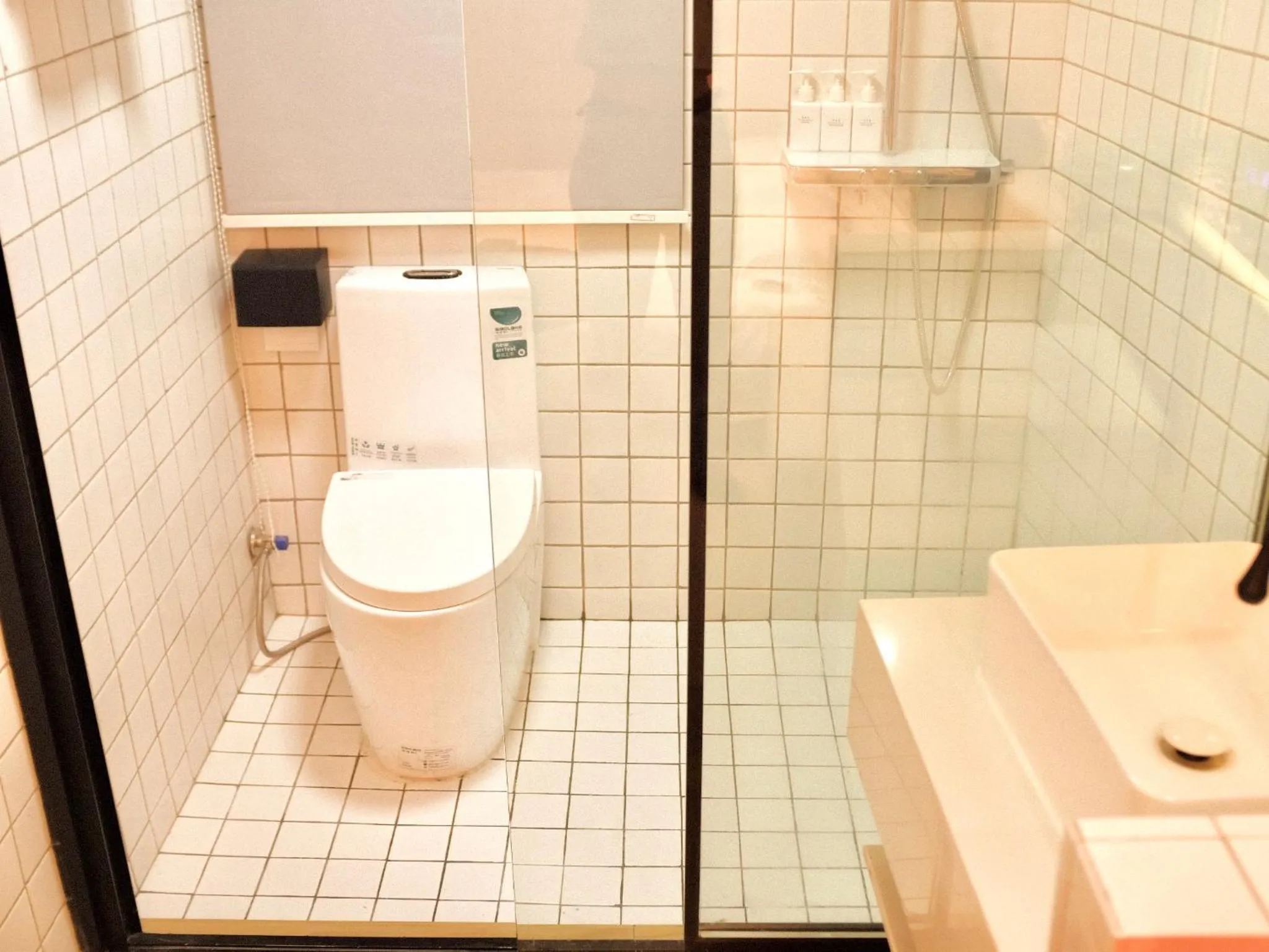 Shower in City Park Hotel