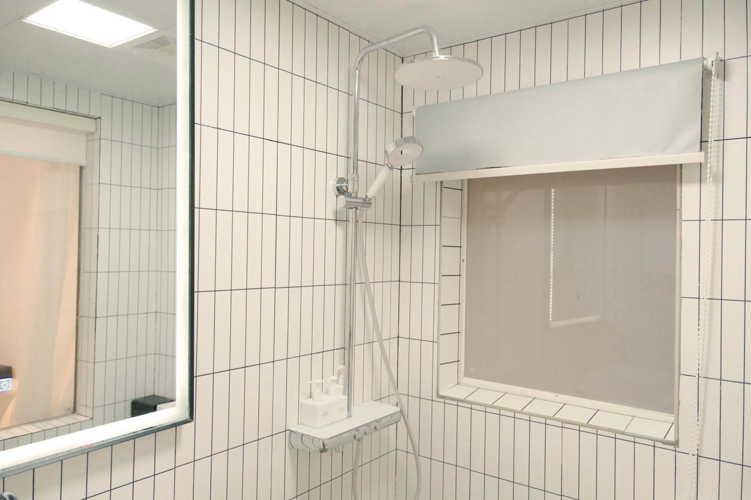 Shower in City Park Hotel